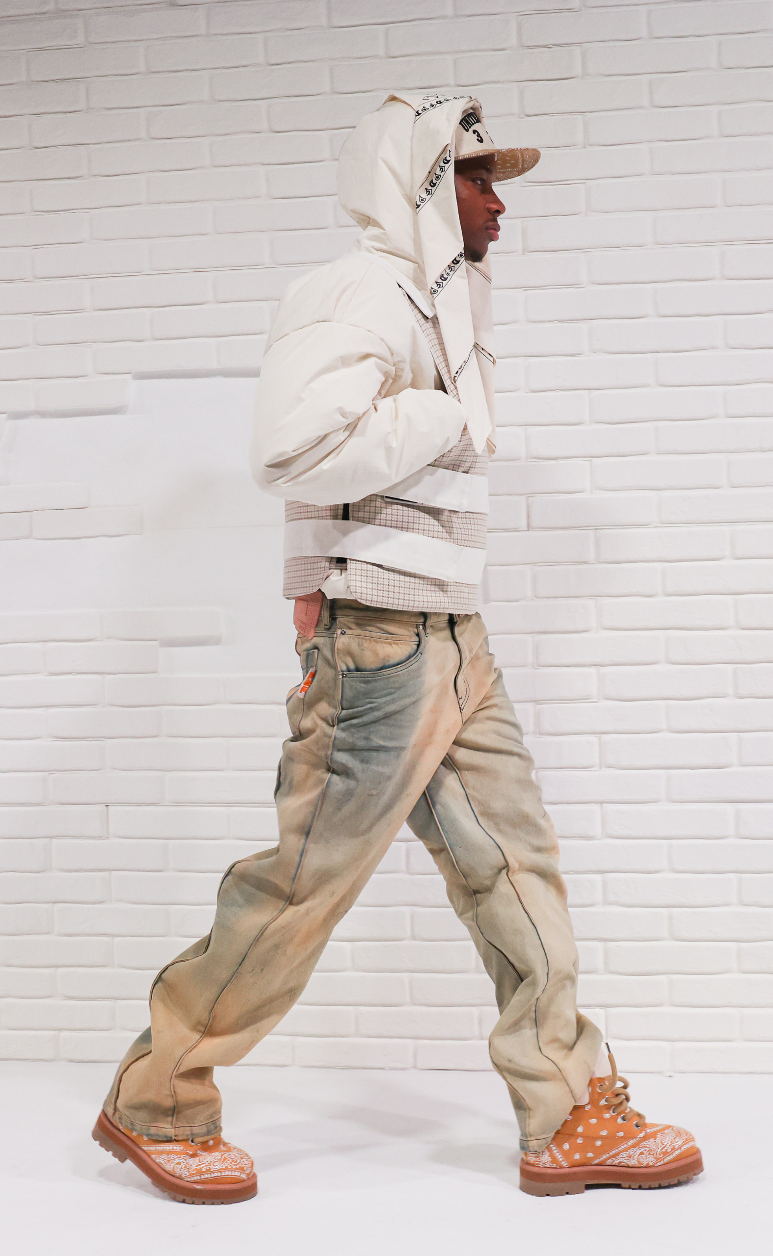 EBISU BEIGE JEANS