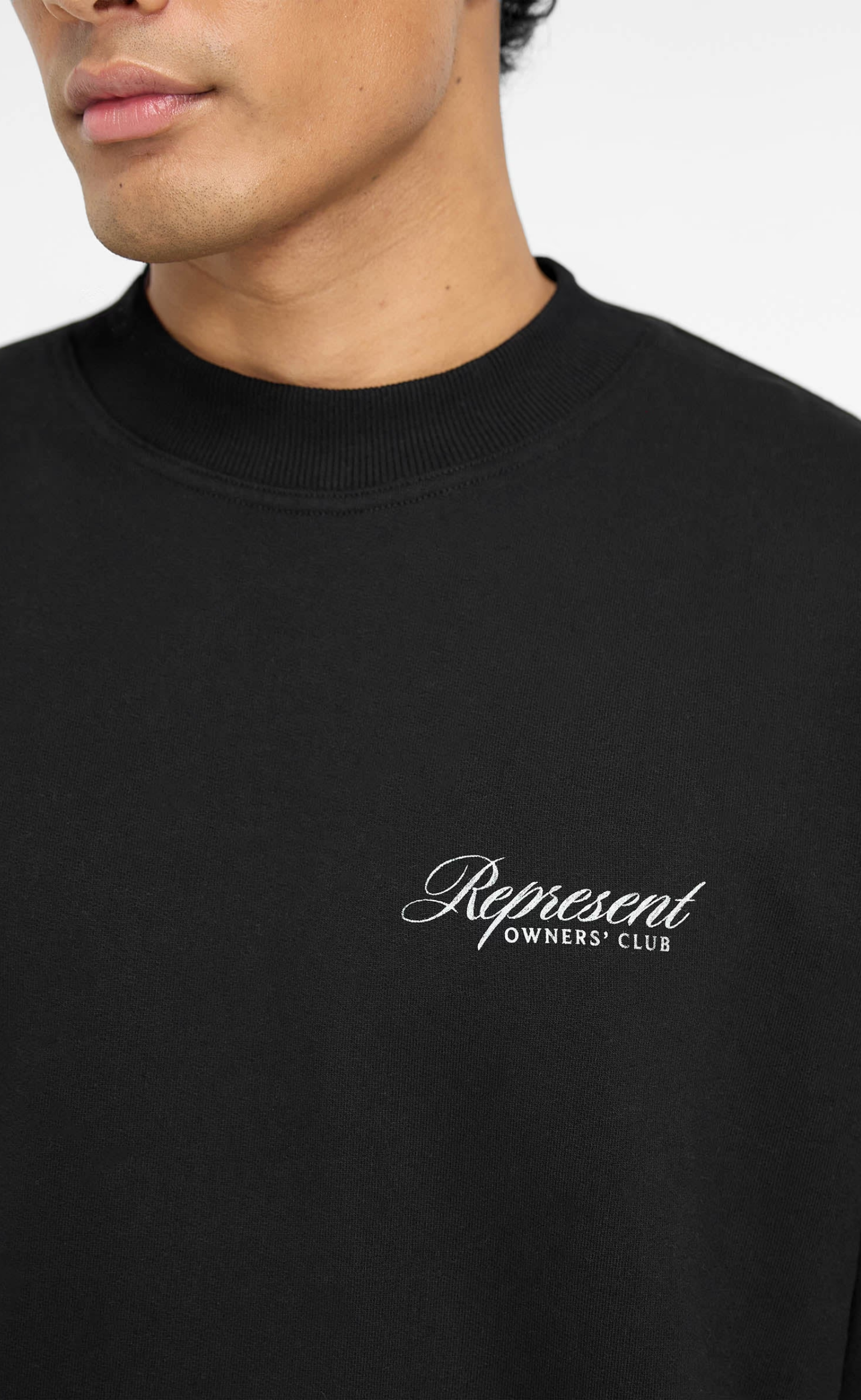 REPRESENT OWNERS CLUB SCRIPT BLACK CREWNECK