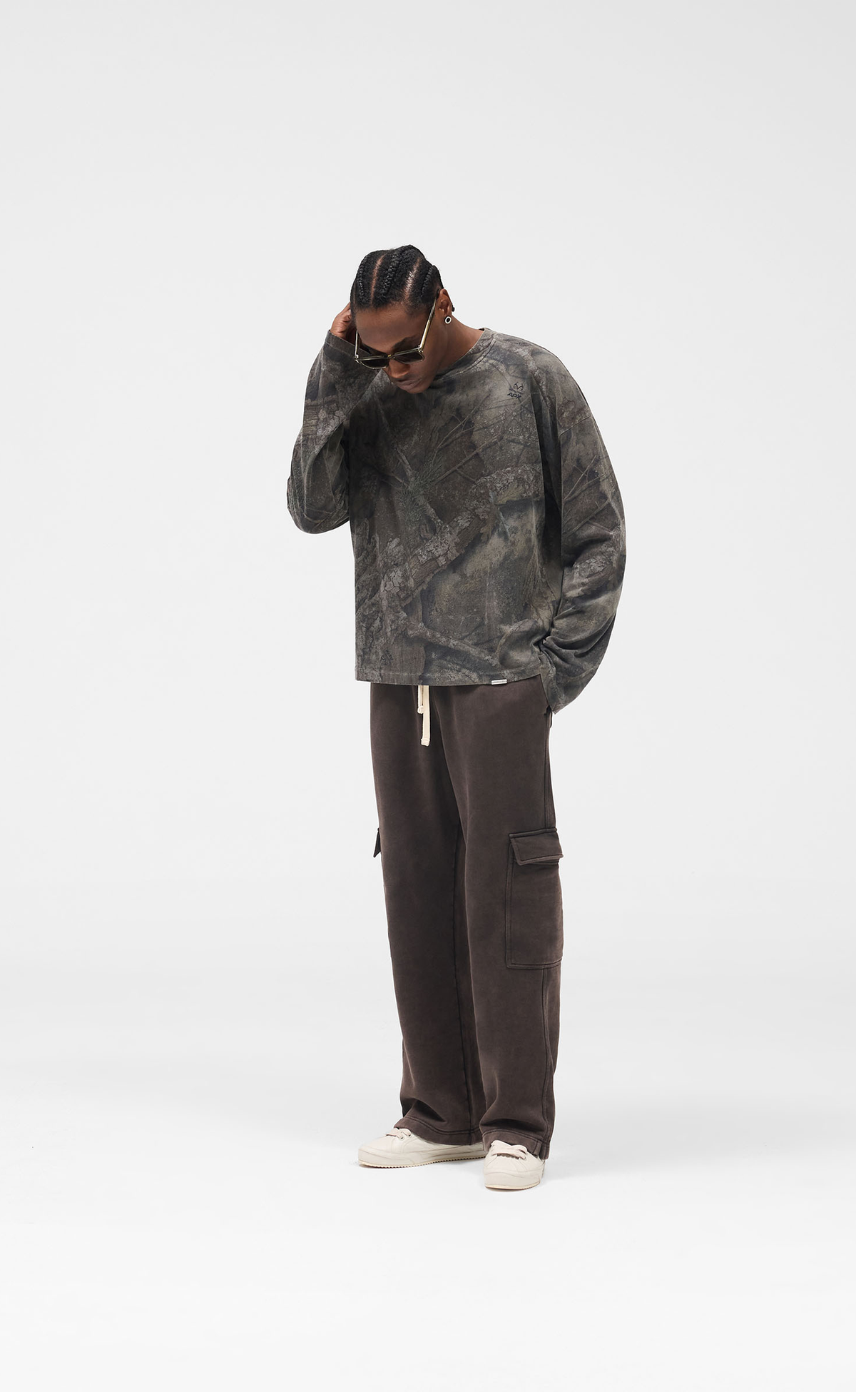 INITIAL CARGO COOFFE SWEATPANTS