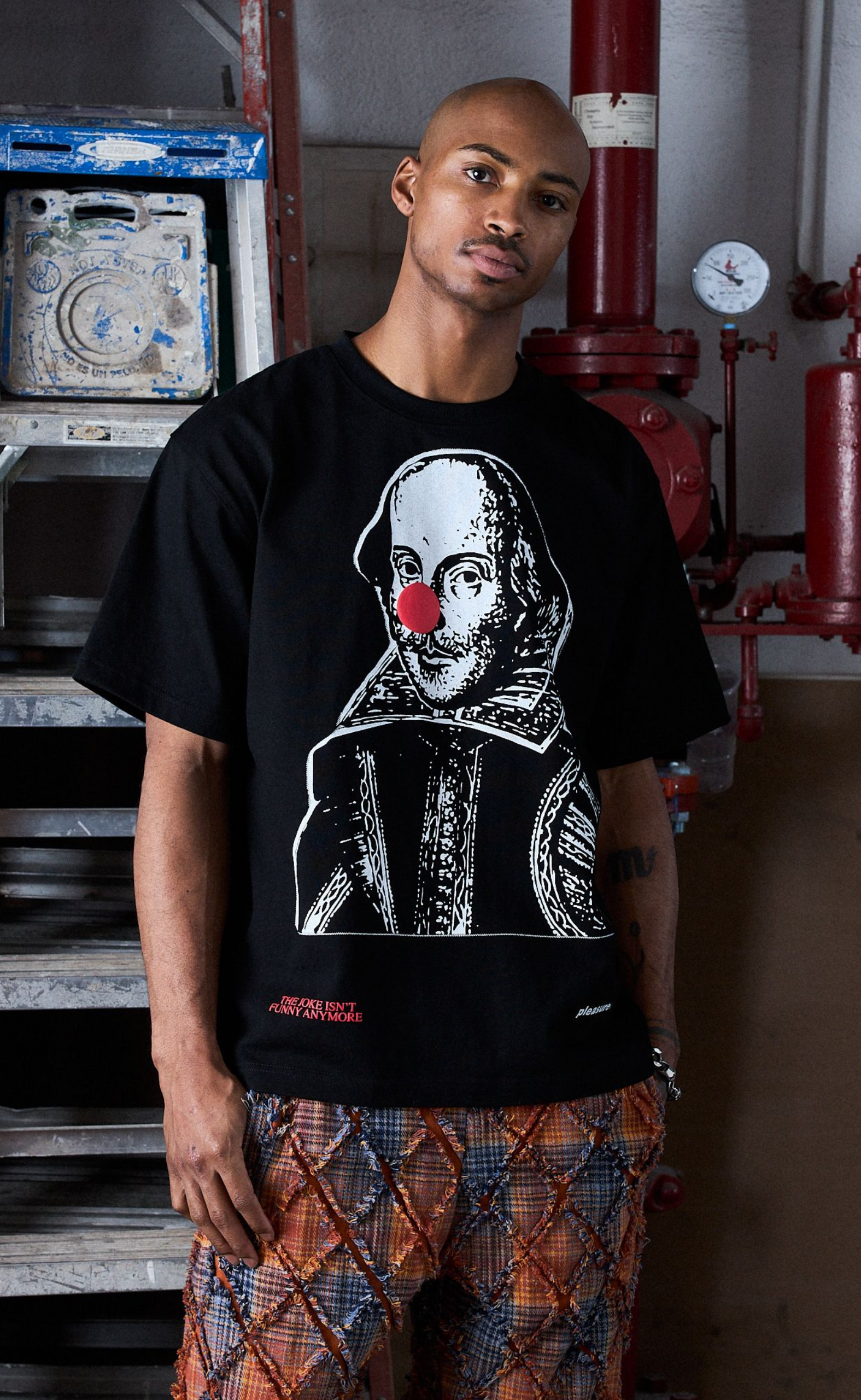 JOKE HEAVYWEIGHT BLACK T-SHIRT