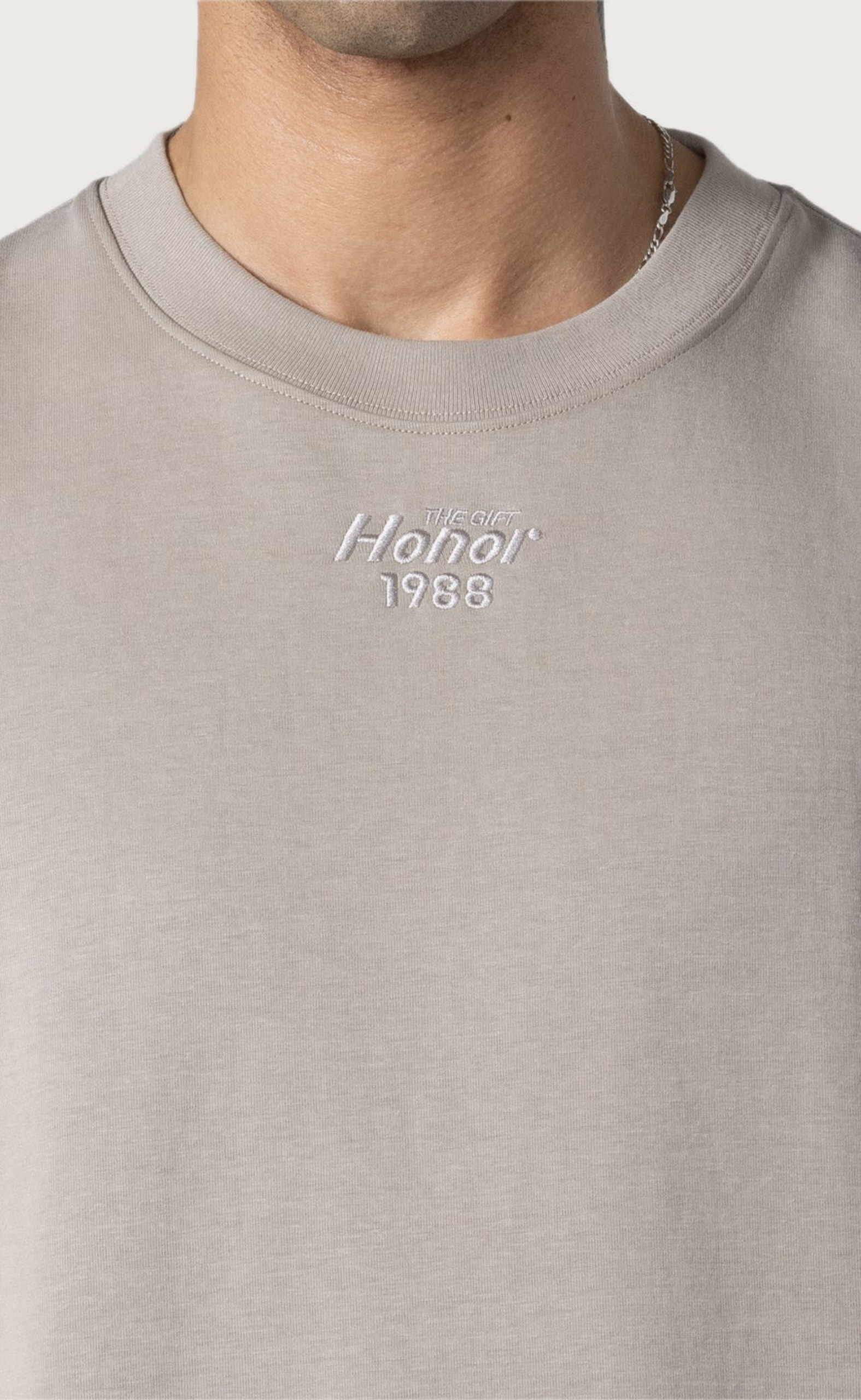 PENDANT BOX STONE T-SHIRT