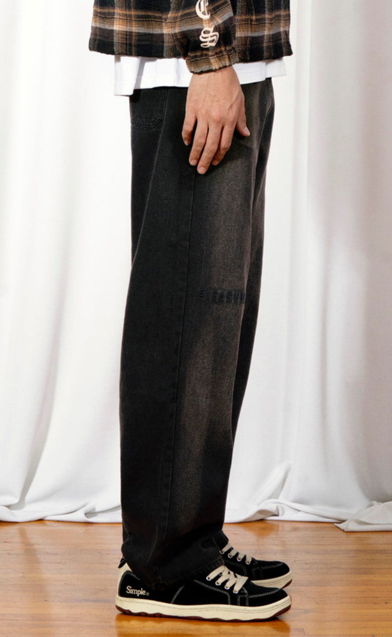 OIL BAGGY BROWN JEANS