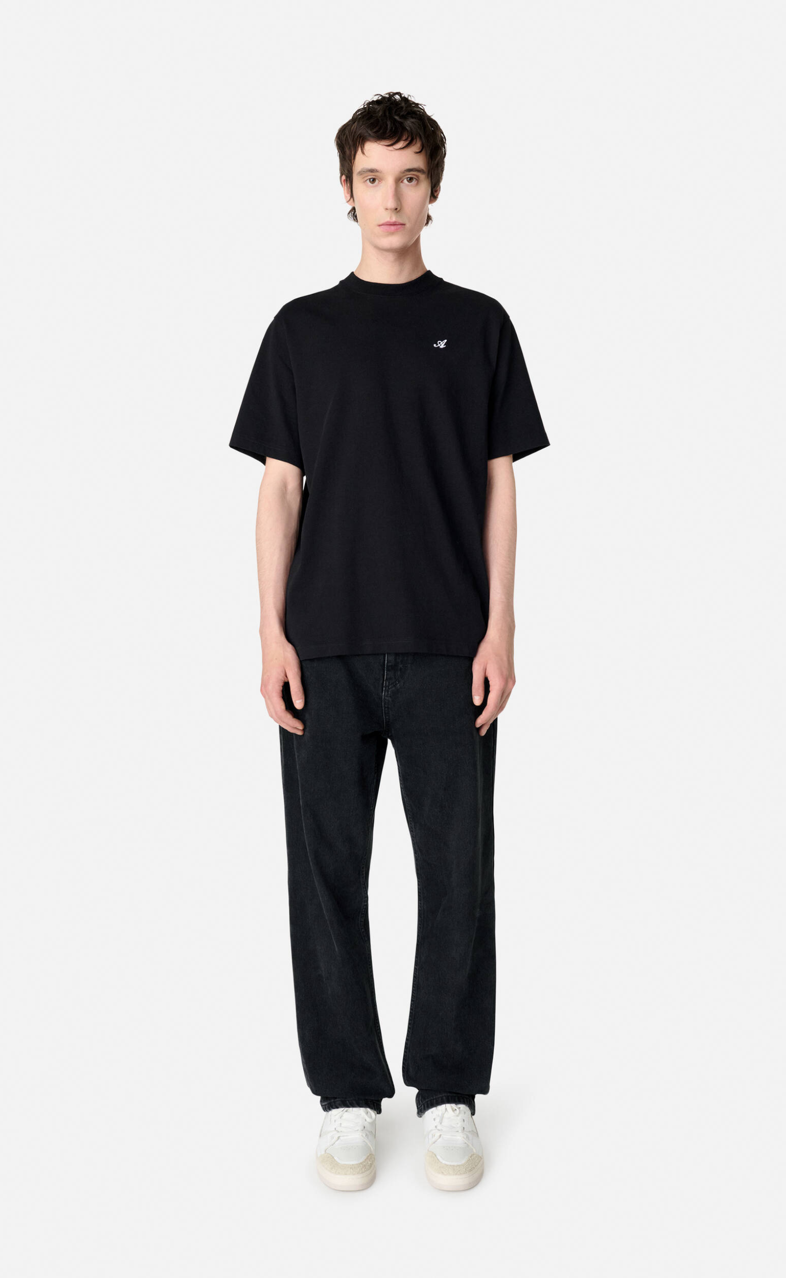 SIGNATURE BLACK T-SHIRT