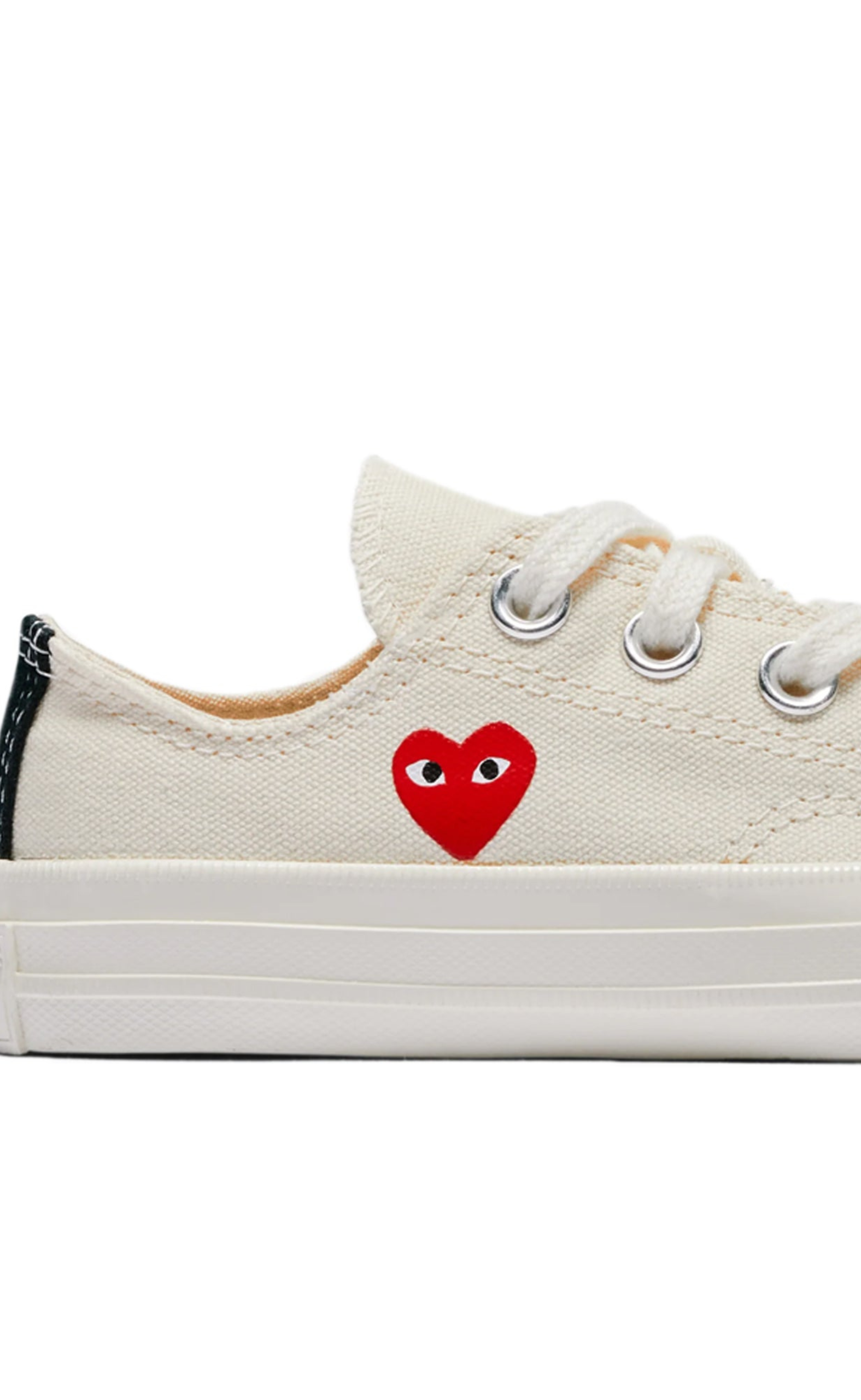 CHUCK TAYLOR 70 SMALL RED
HEART LOW TOP KIDS