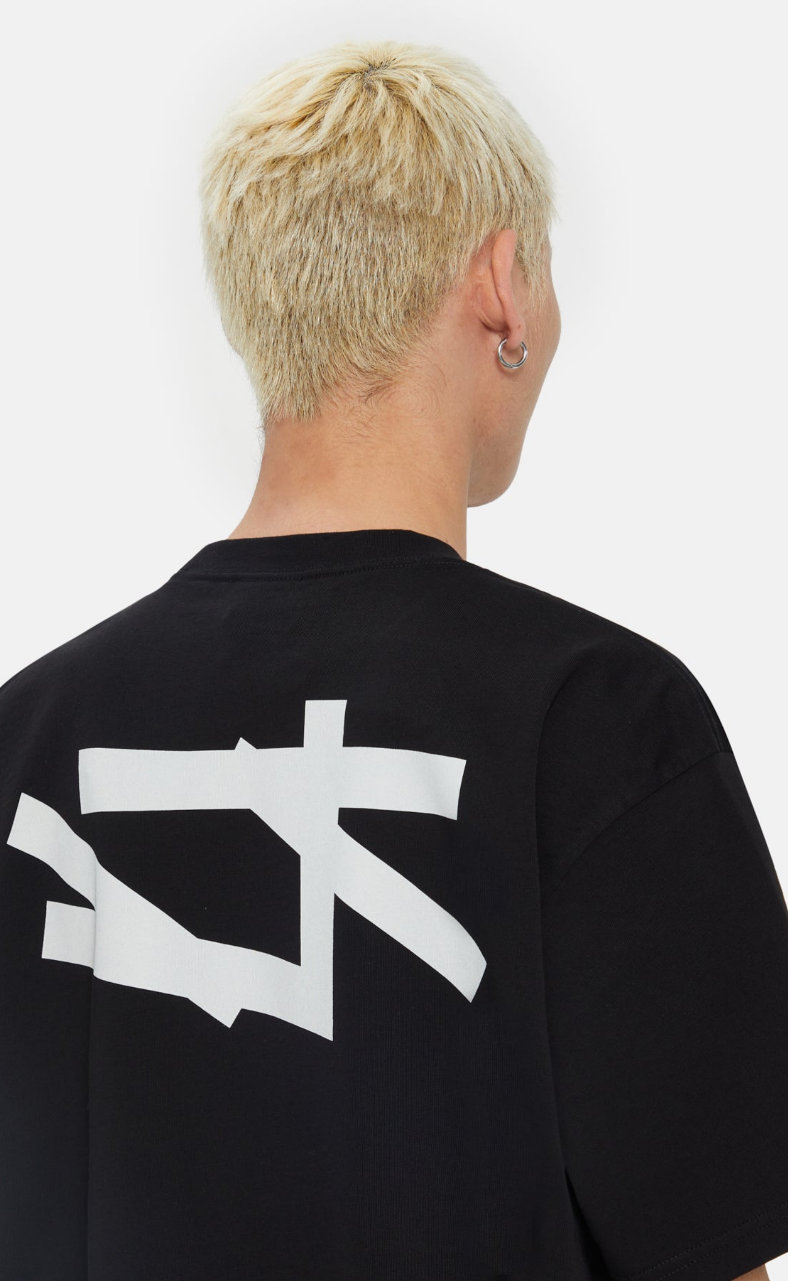TURNED BLACK T-SHIRT