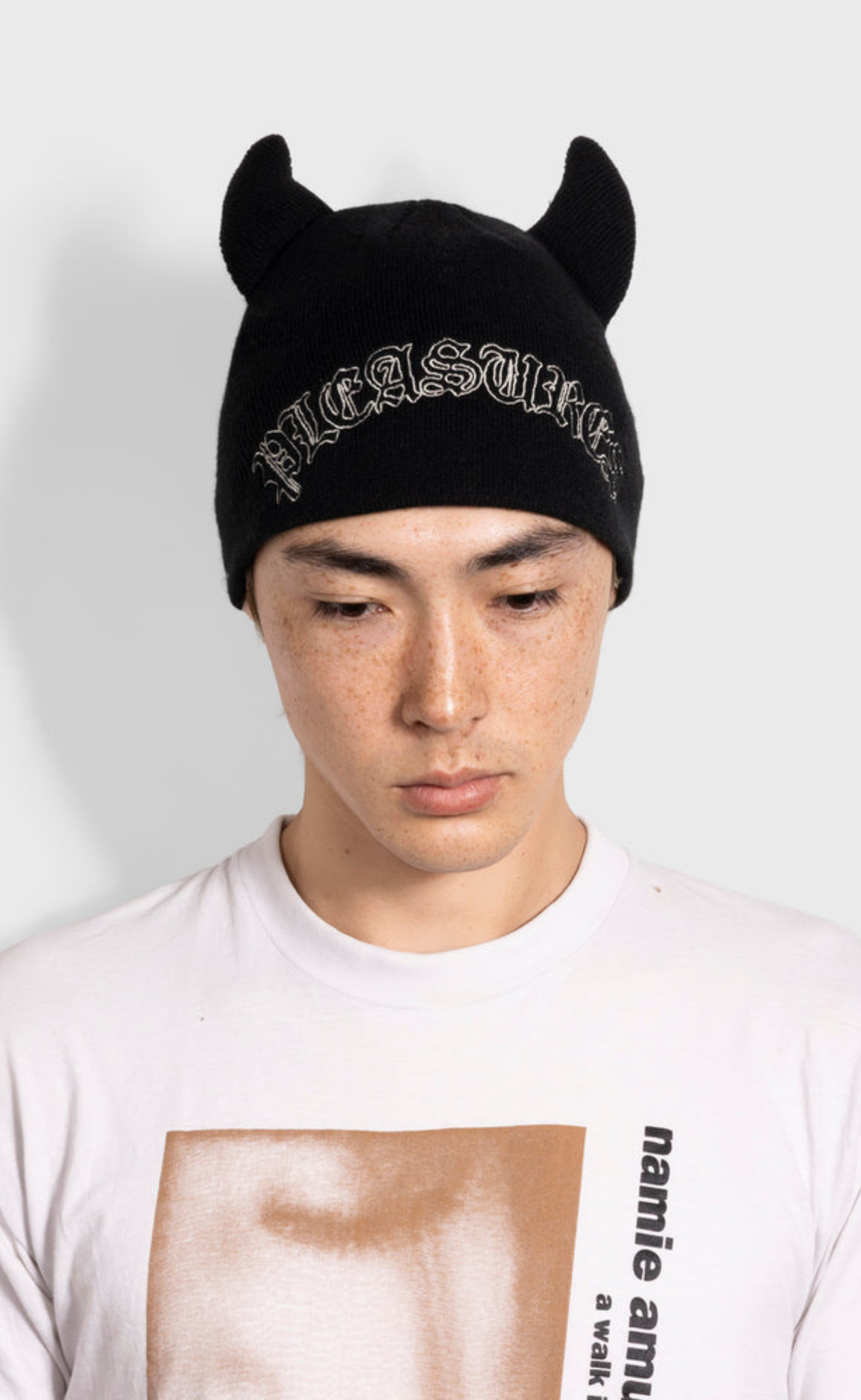 HORNS SKULLY BLACK HAT