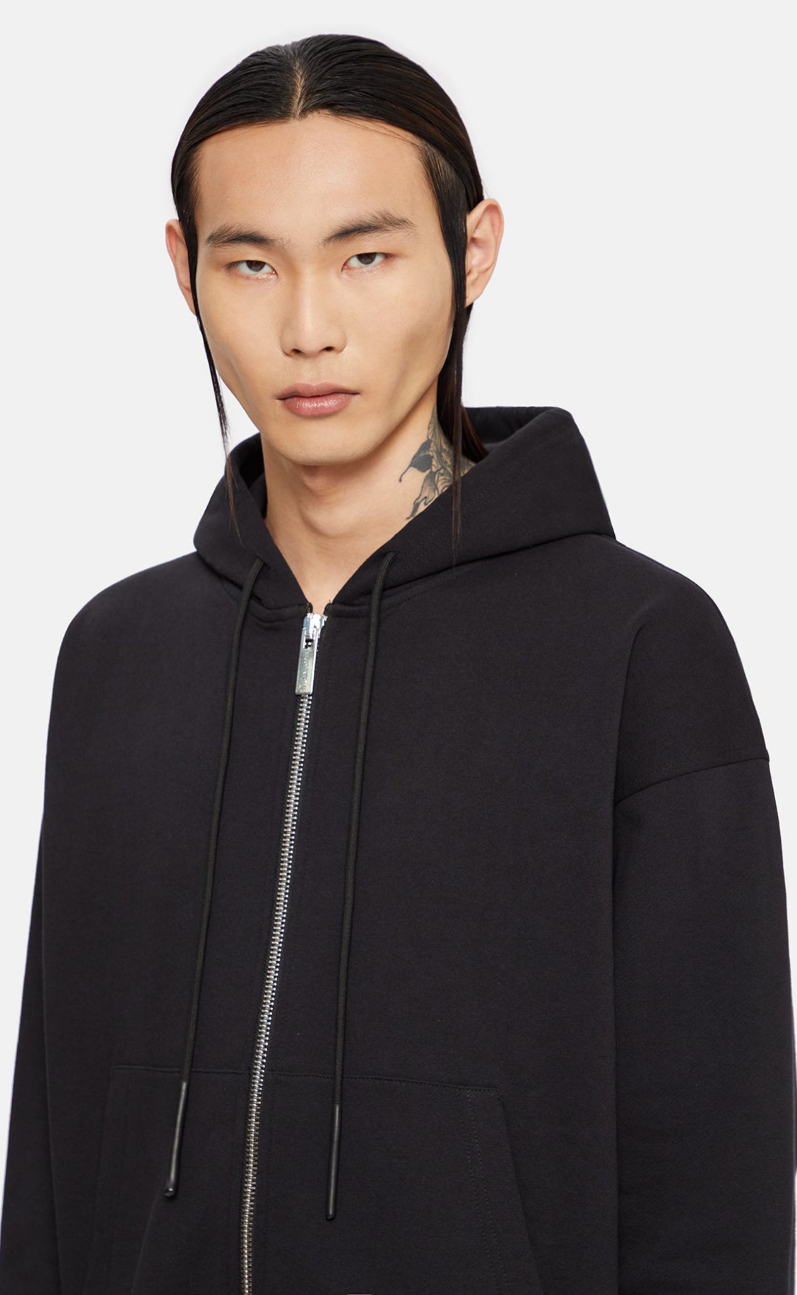 CLASSIC ZIP BLACK HOODIE