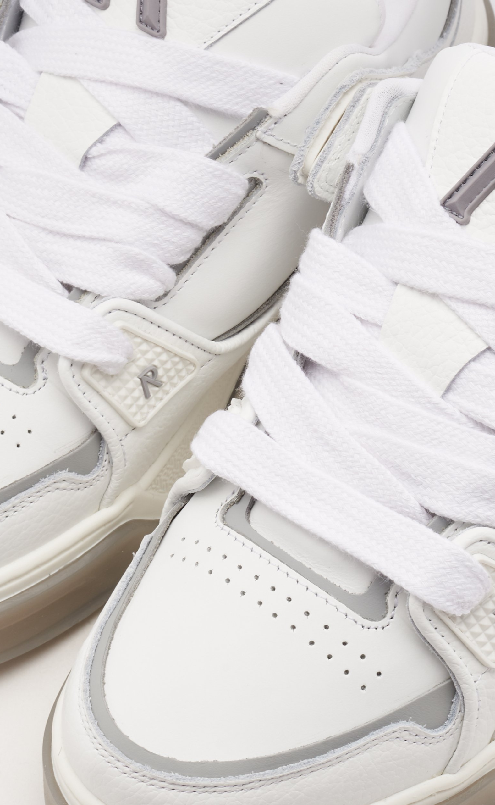 STUDIO WHITE GREY SNEAKER