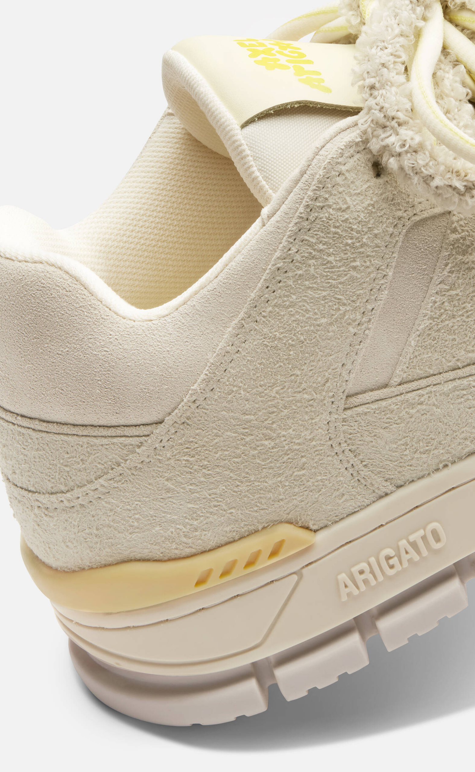 AREA LO LABEL BEIGE SNEAKER