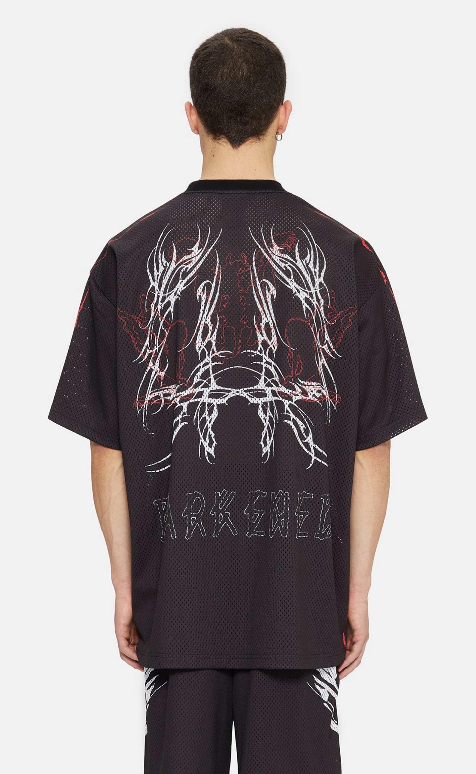 Y2K BLACK T-SHIRT