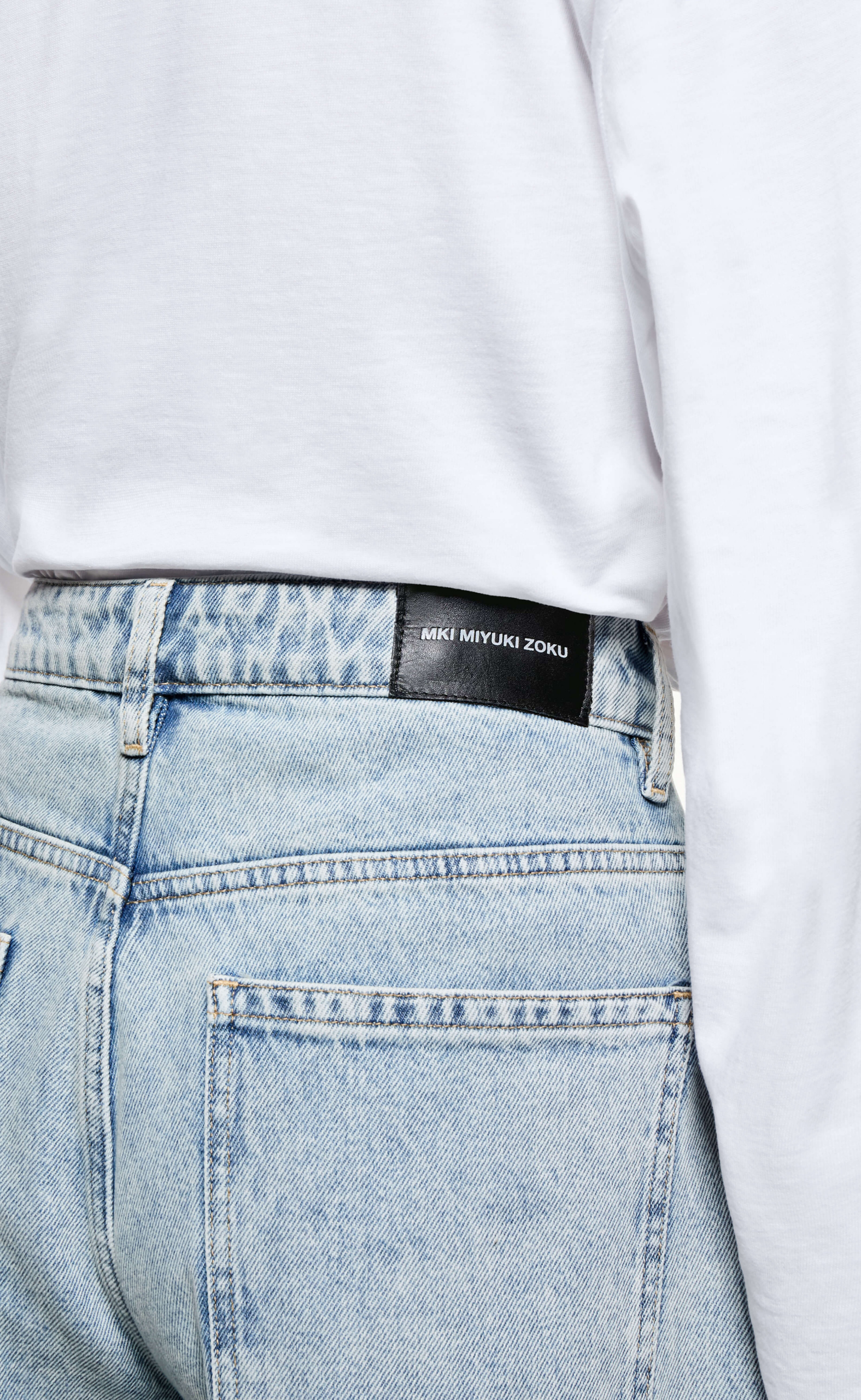 DENIM CLASSIC BLEACH WASH JEANS