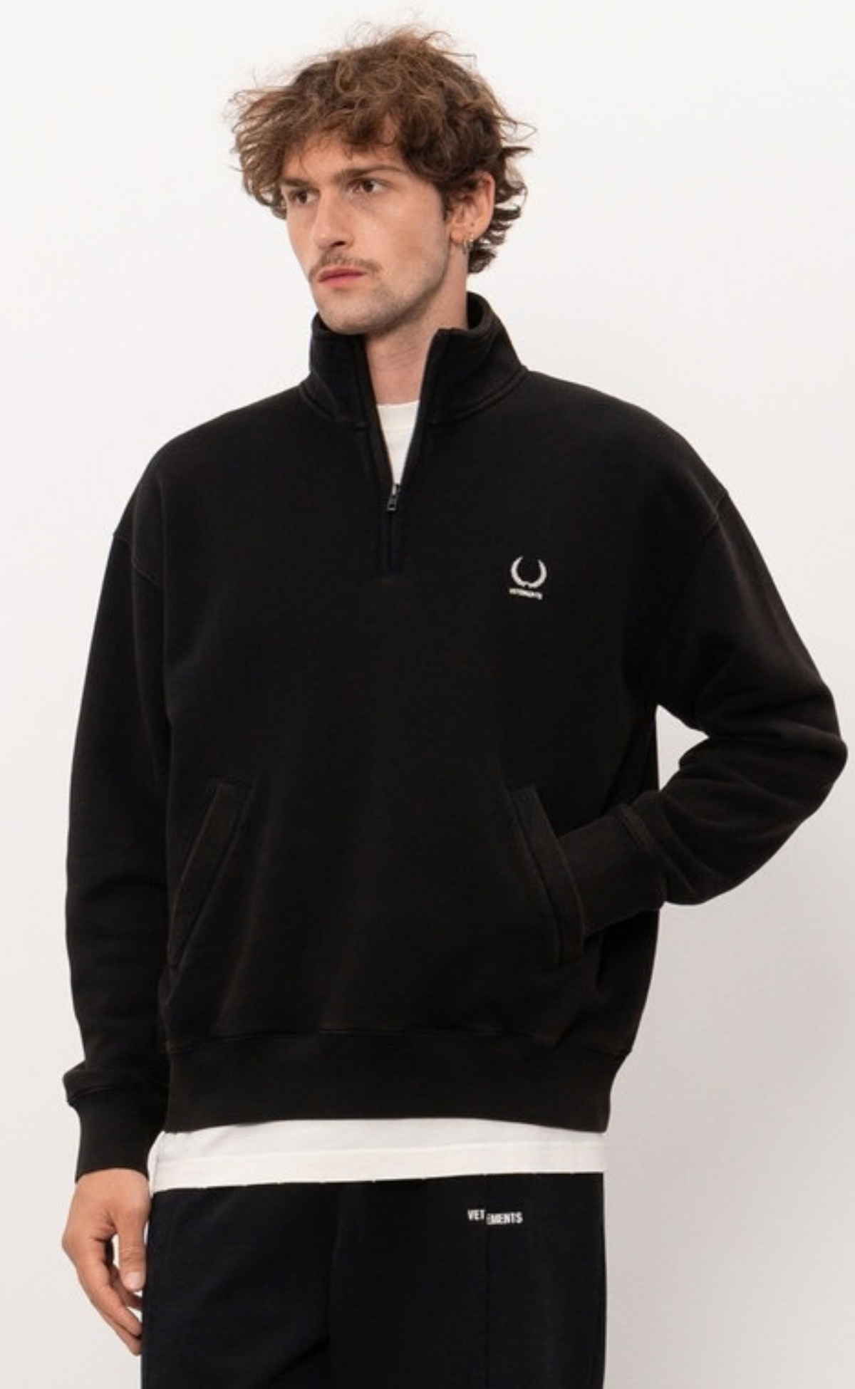 LOGO EMBROIDERED VINTAGE BLACK QUARTER ZIP