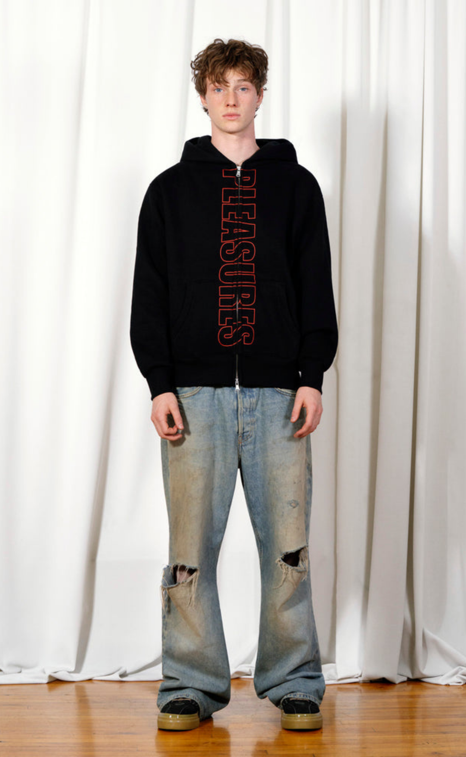 IMPACT BLACK ZIP HOODIE