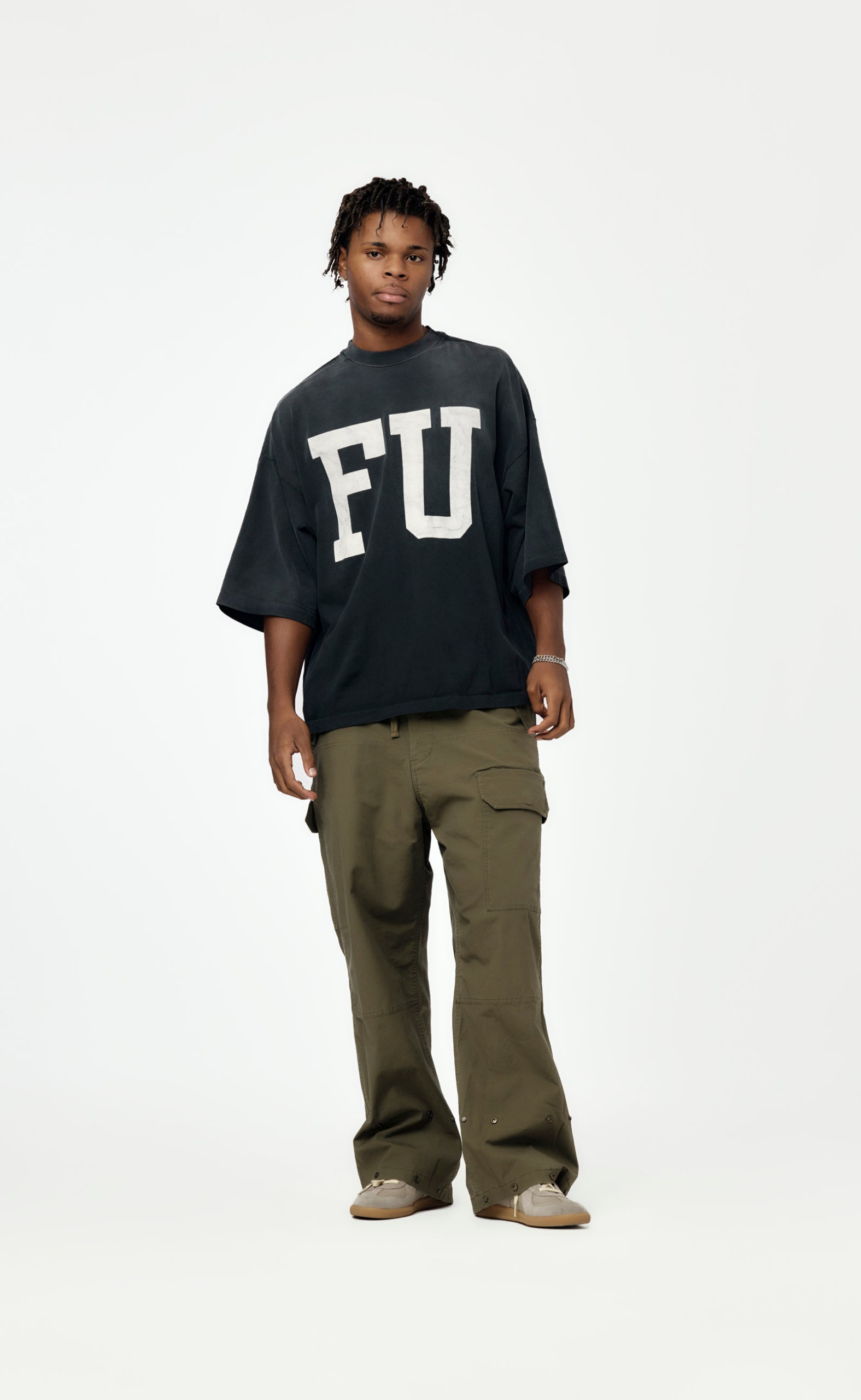 RELAXED EDUCATE BLACK T-SHIRT