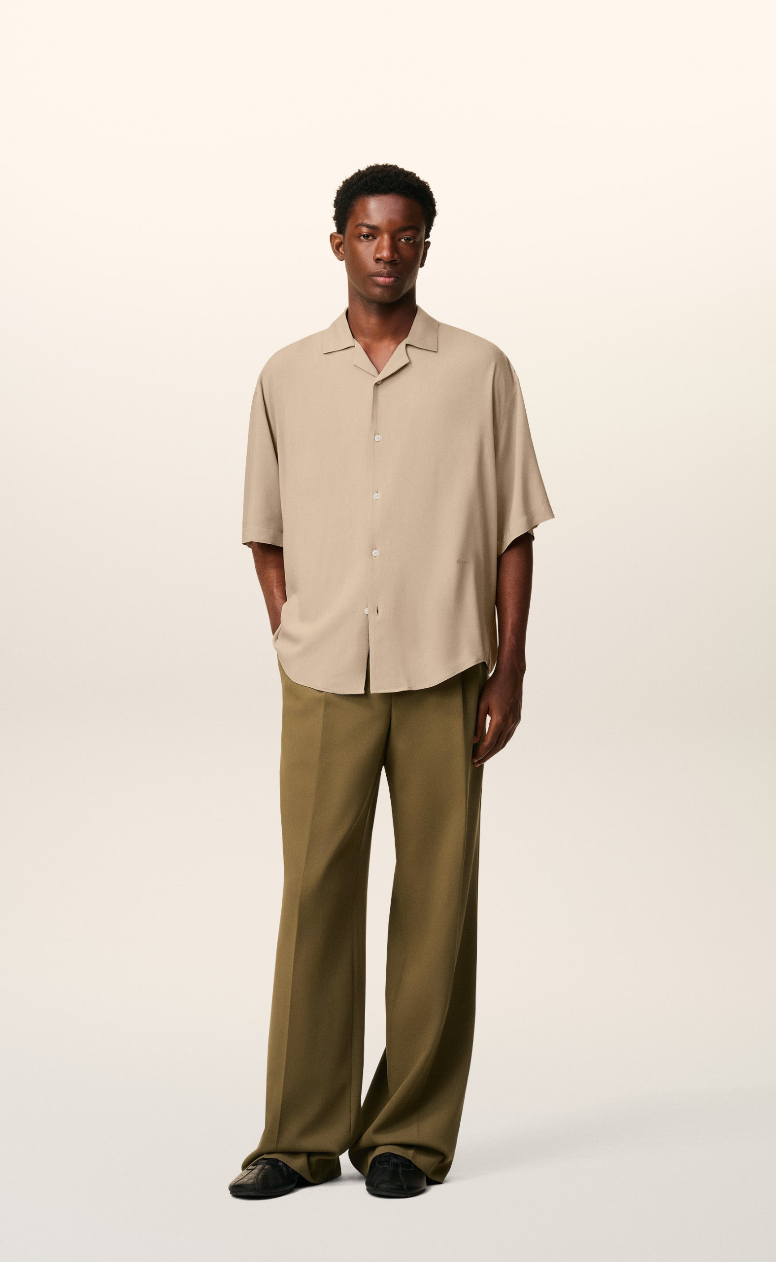PLAIN SHORT SLEEVE BEIGE SHIRT