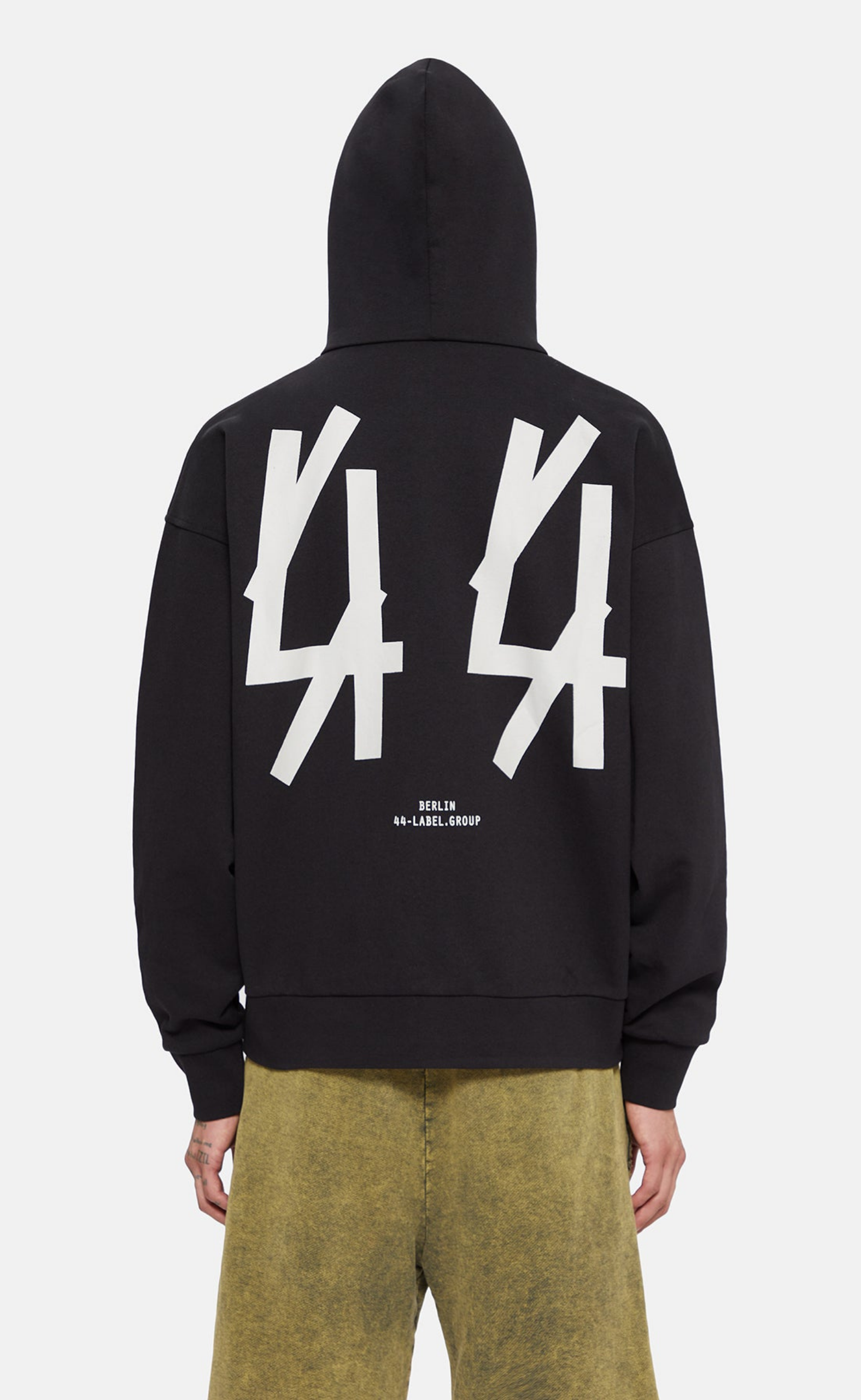 CLASSIC ZIP BLACK HOODIE