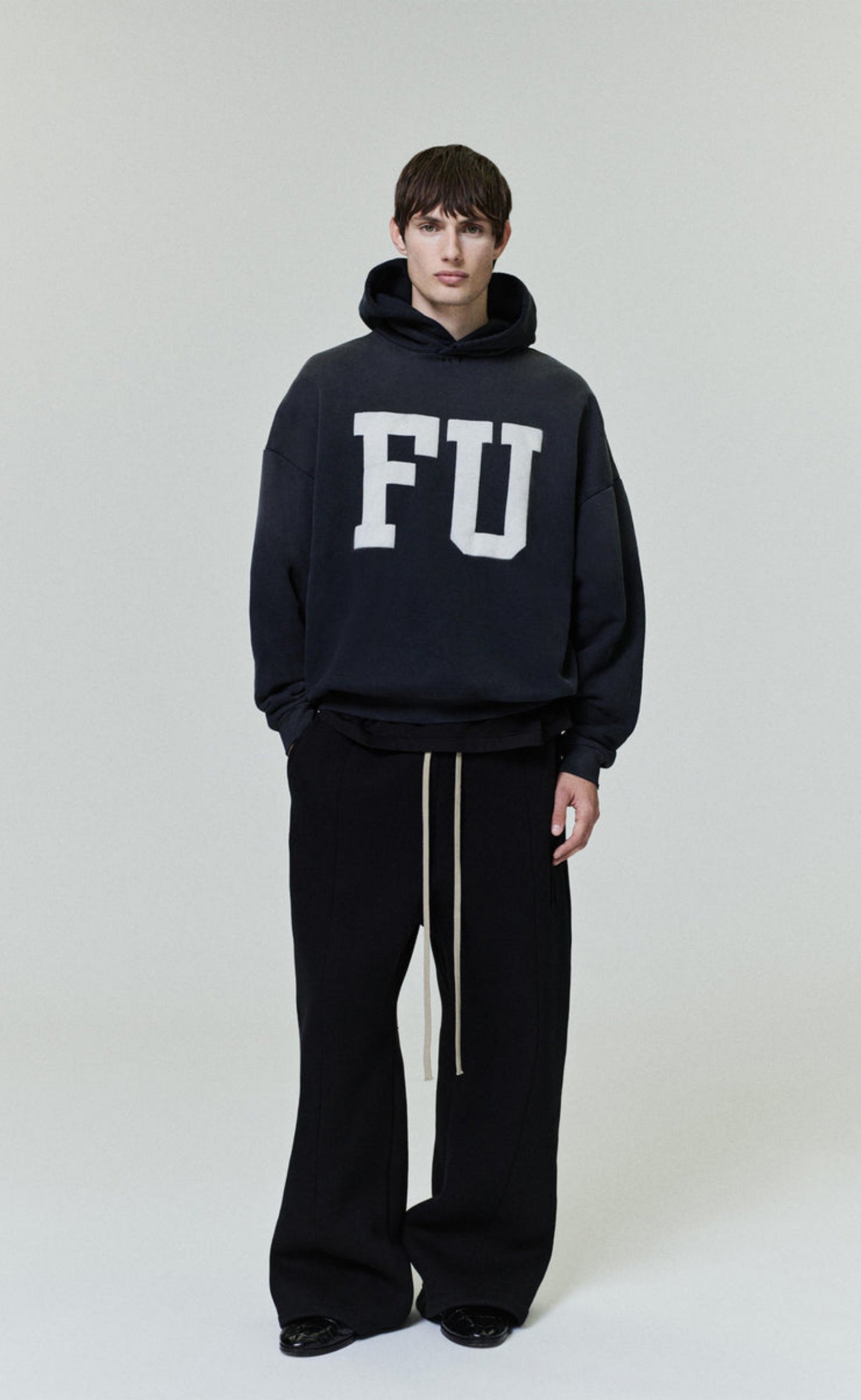 QUALIFIED BLACK HOODIE