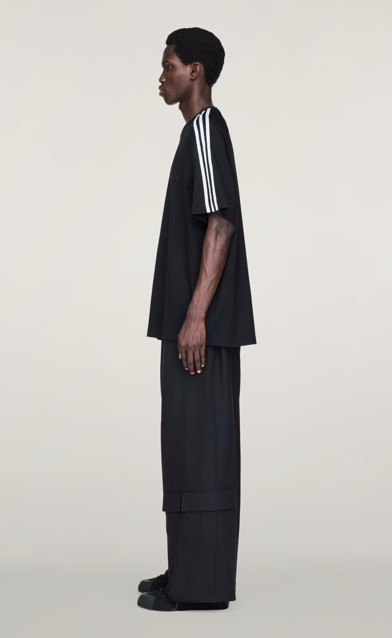SHORT SLEEVE 3-STRIPES BLACK T-SHIRT