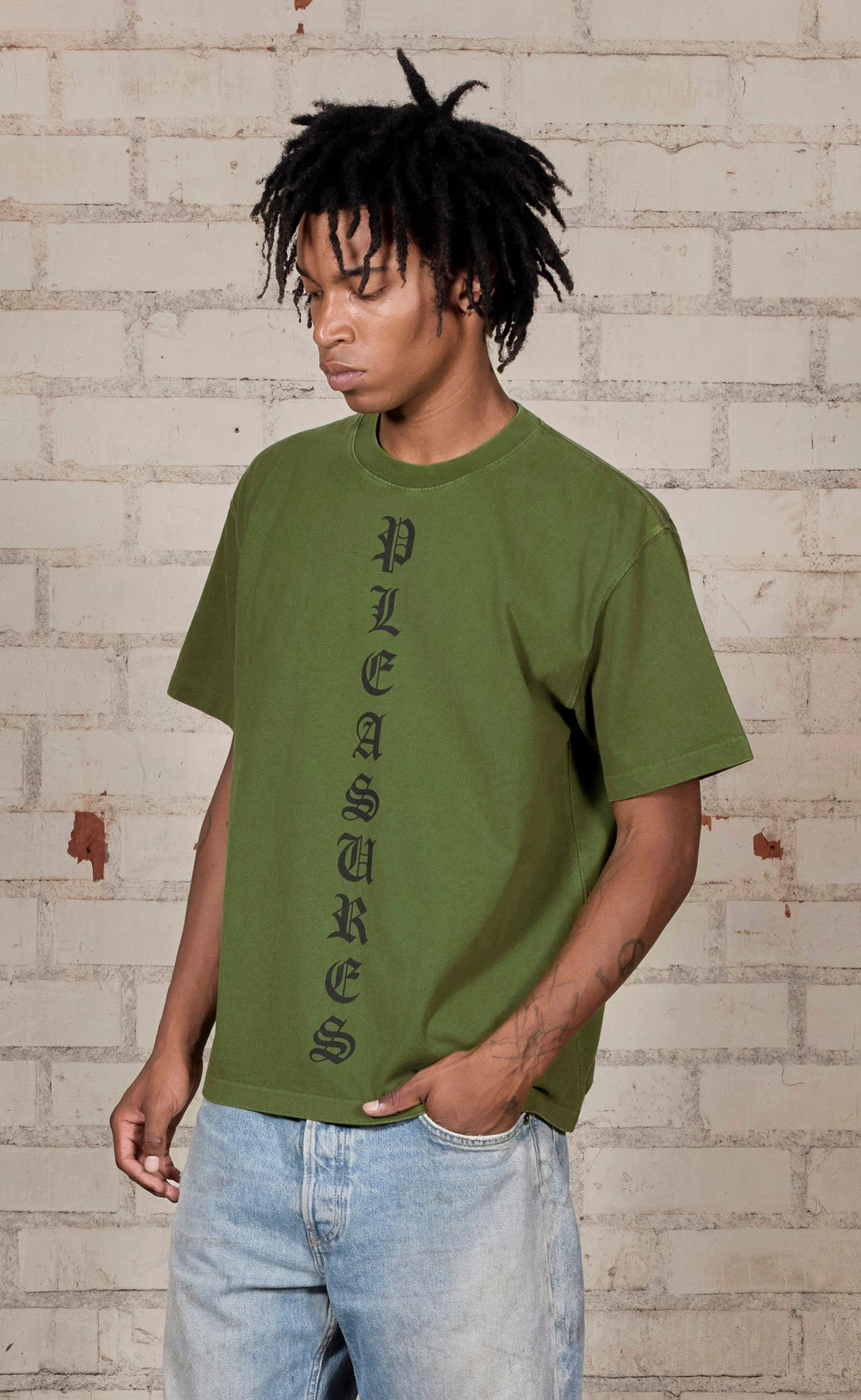 KNIGHT OVERDYED HEAVYWEIGHT OLIVE T-SHIRT