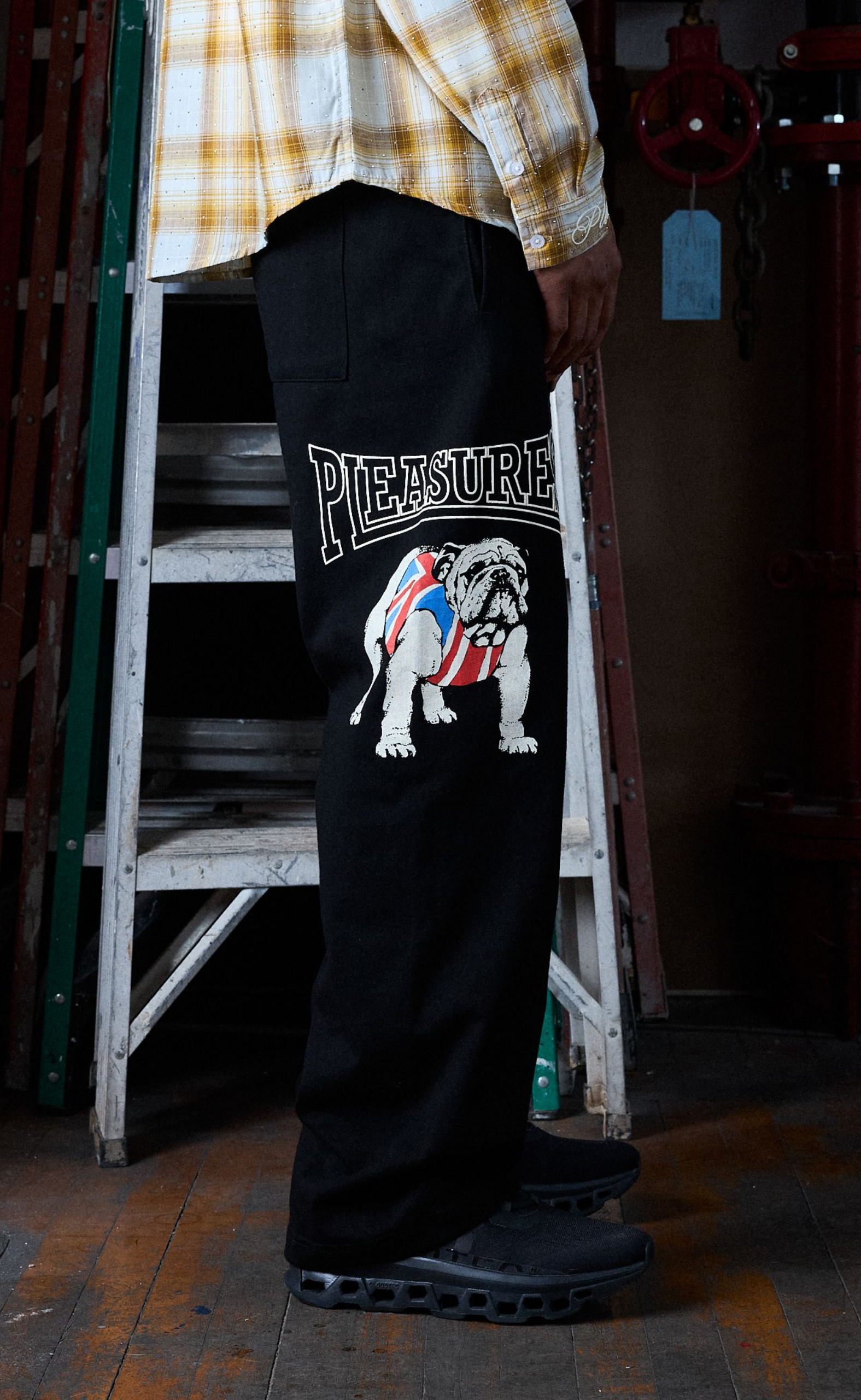 BULLDOG COTTON BLACK PANTS