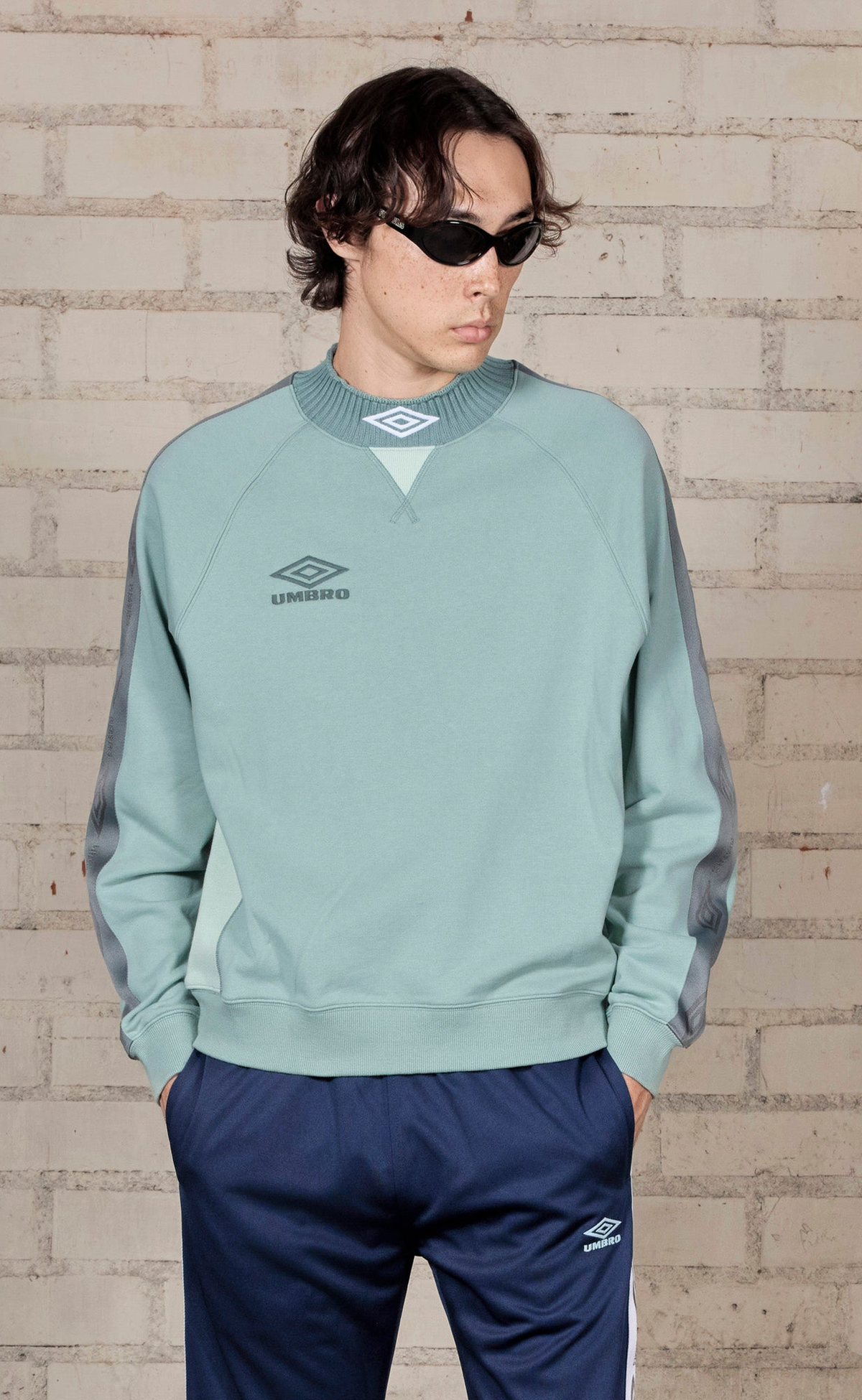ICONS MOCKNECK SAGE SWEATSHIRT