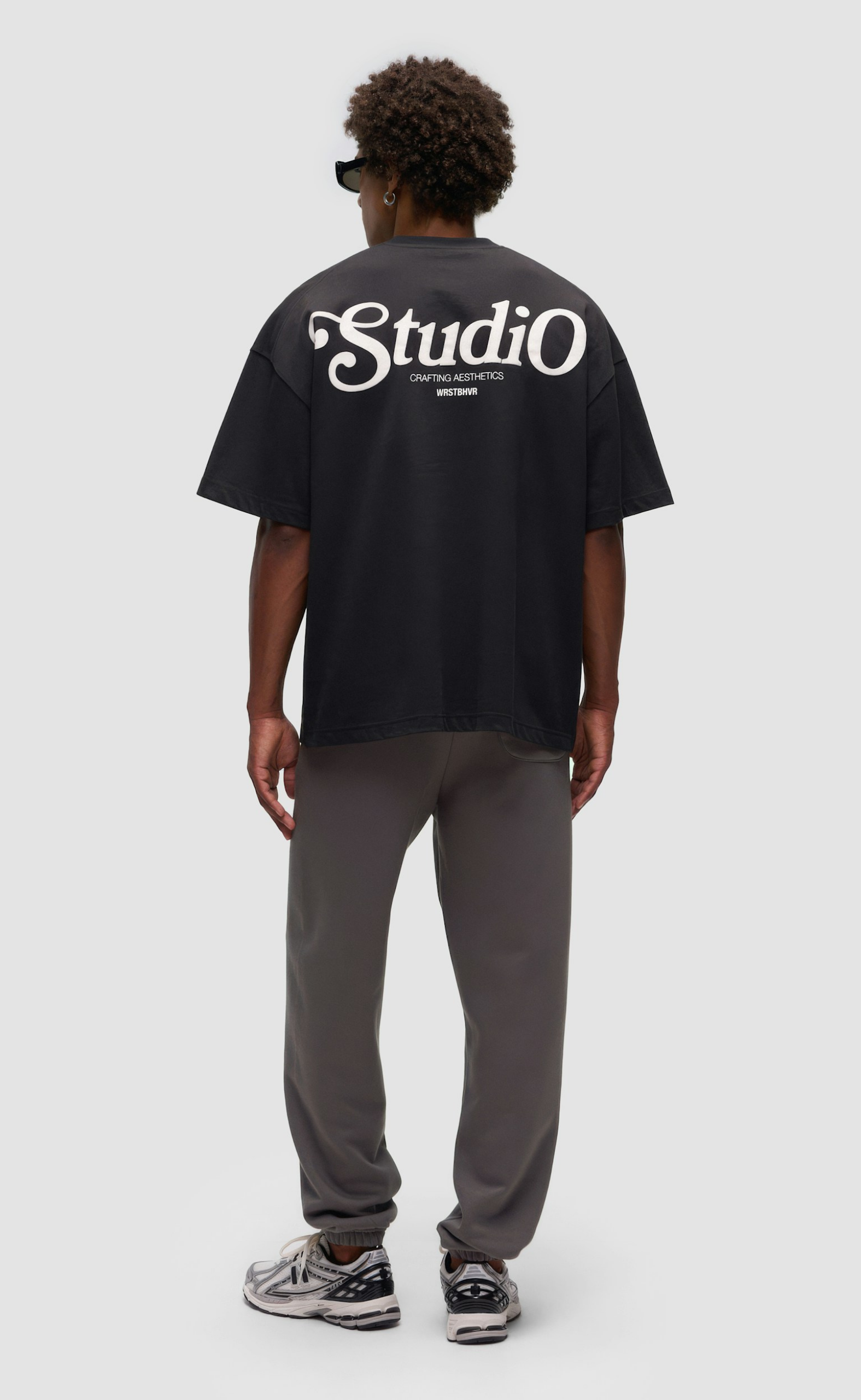 REEN V2 JET BLACK T-SHIRT