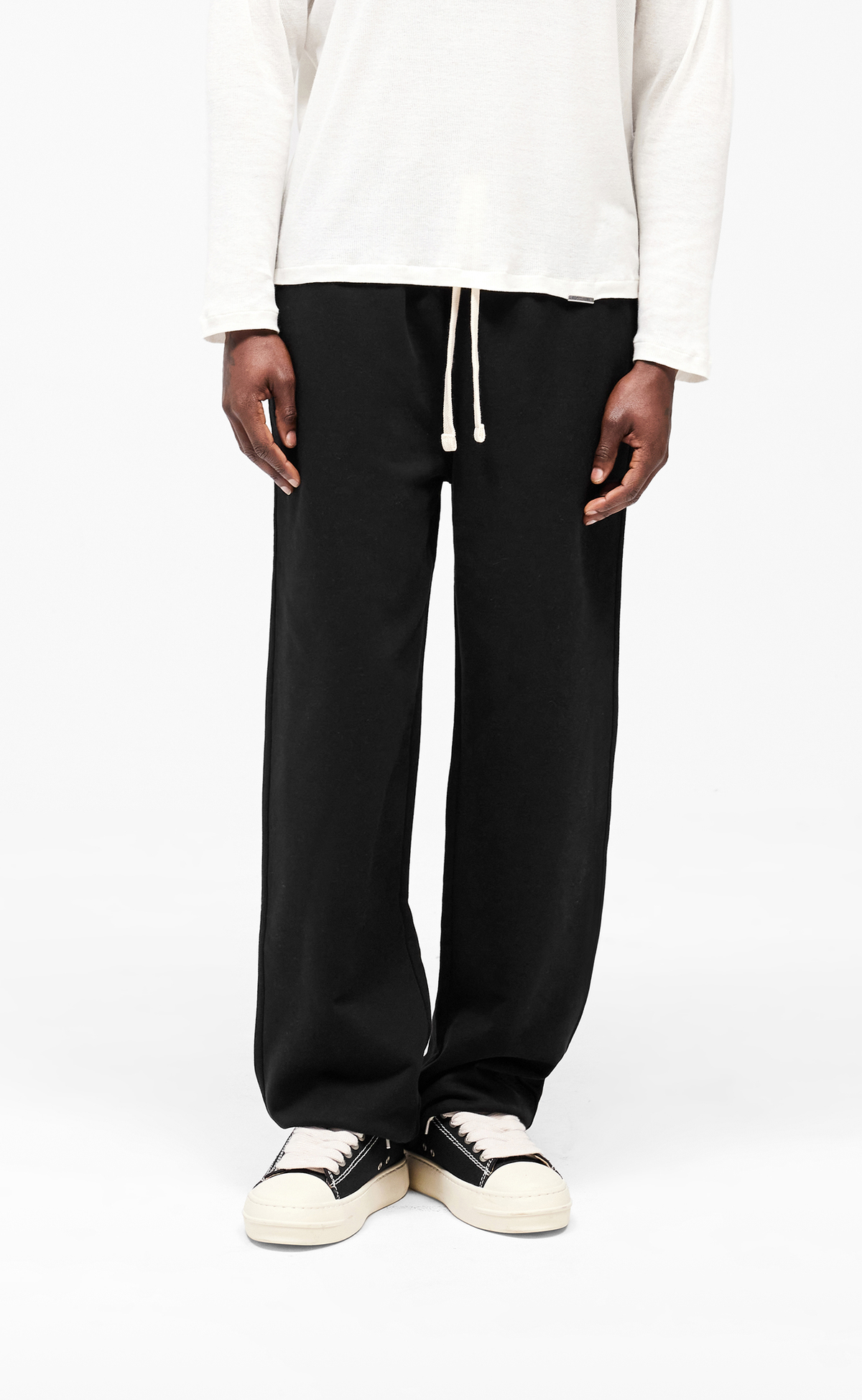 INITIAL WIDE LEG CUFFED JET BLACK SWEATPANTS