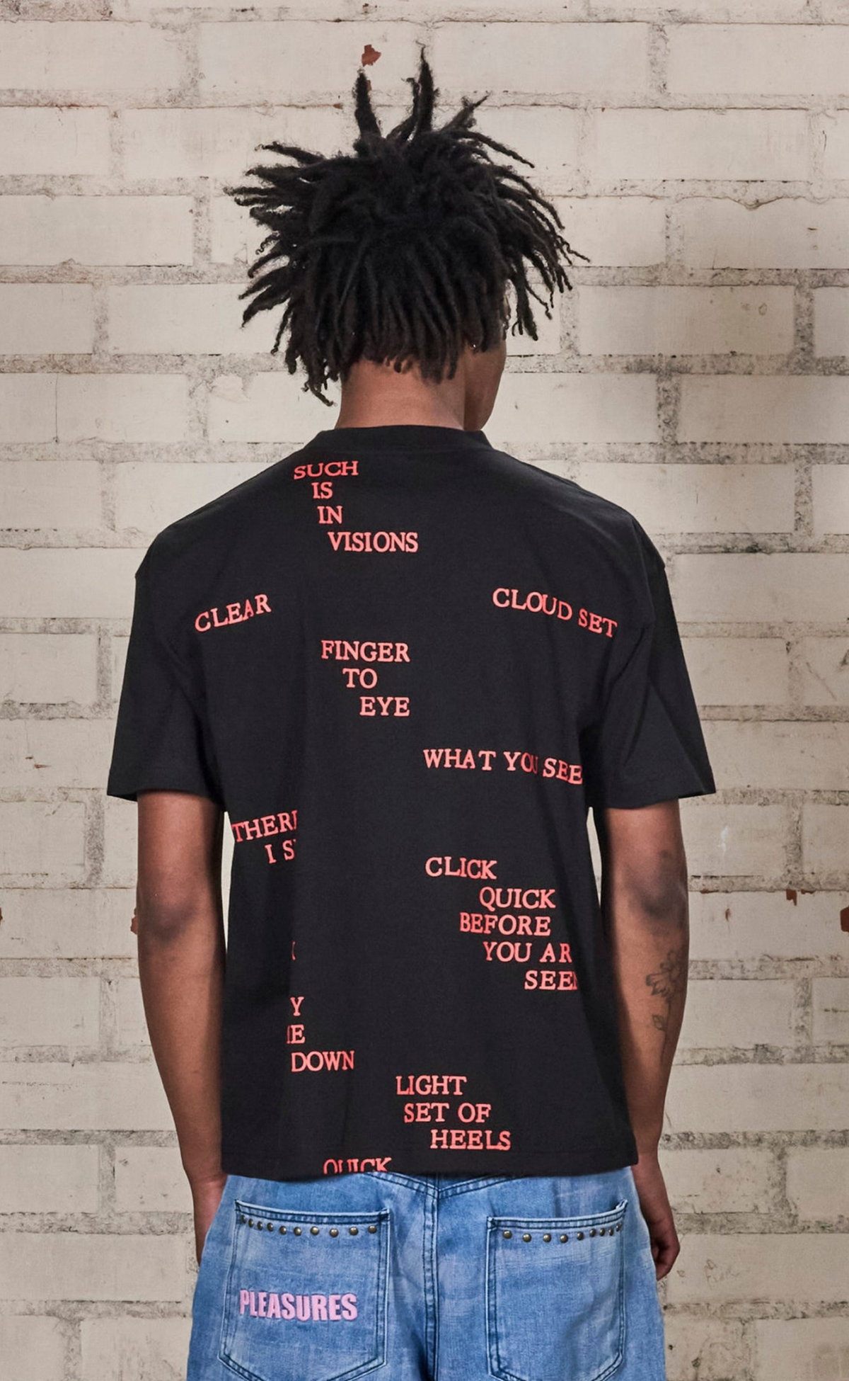 INDOORS BLACK T-SHIRT