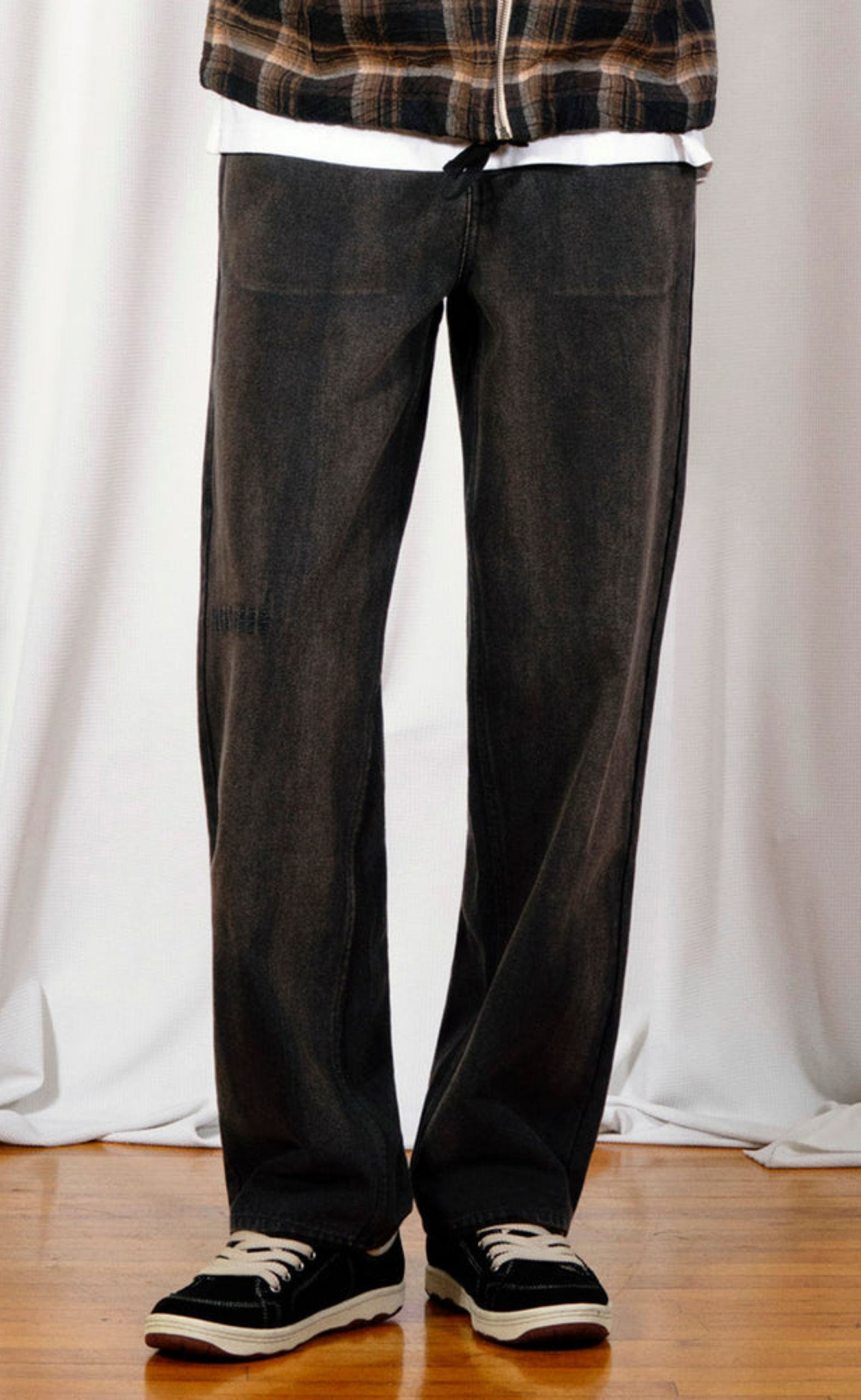 OIL BAGGY BROWN JEANS