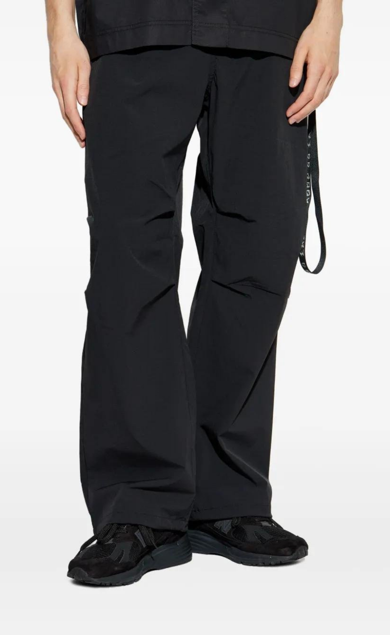 ID DRAWSTRING BLACK SWEATPANTS