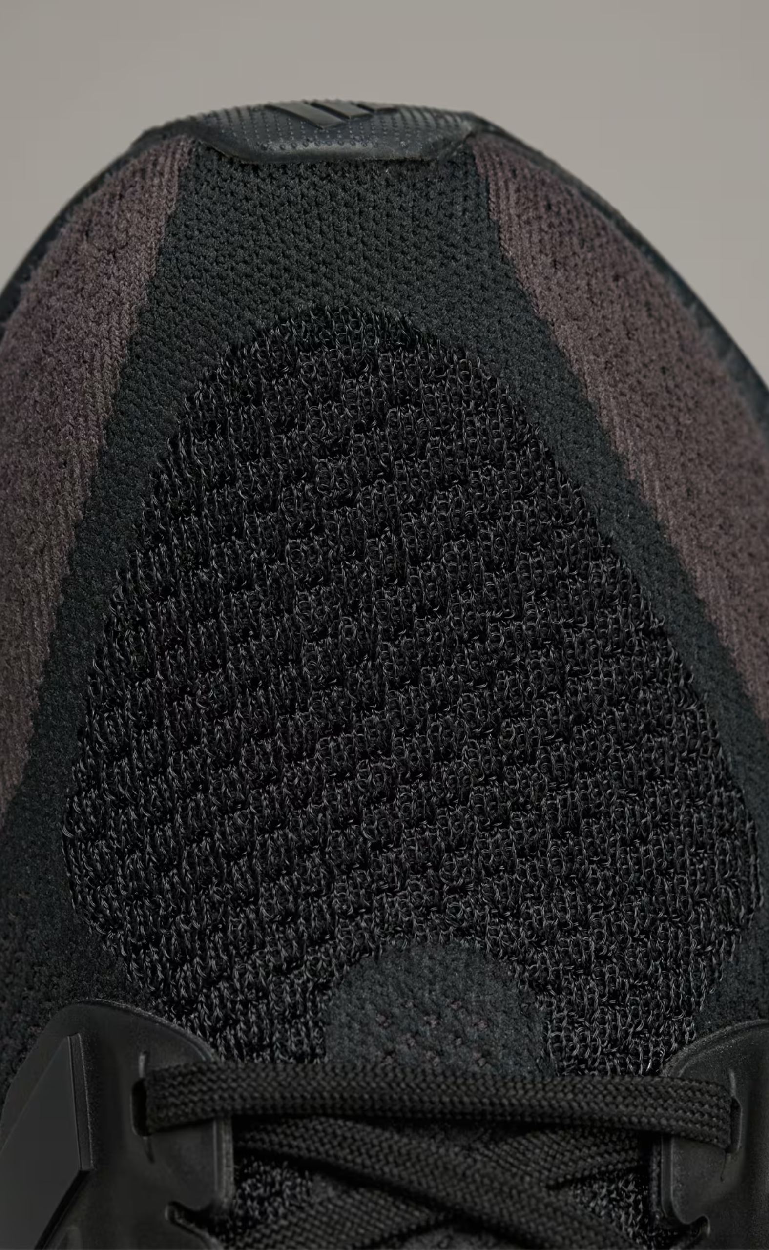 Y-3 ULTRABOOST 5 BLACK BLACK SNEAKER