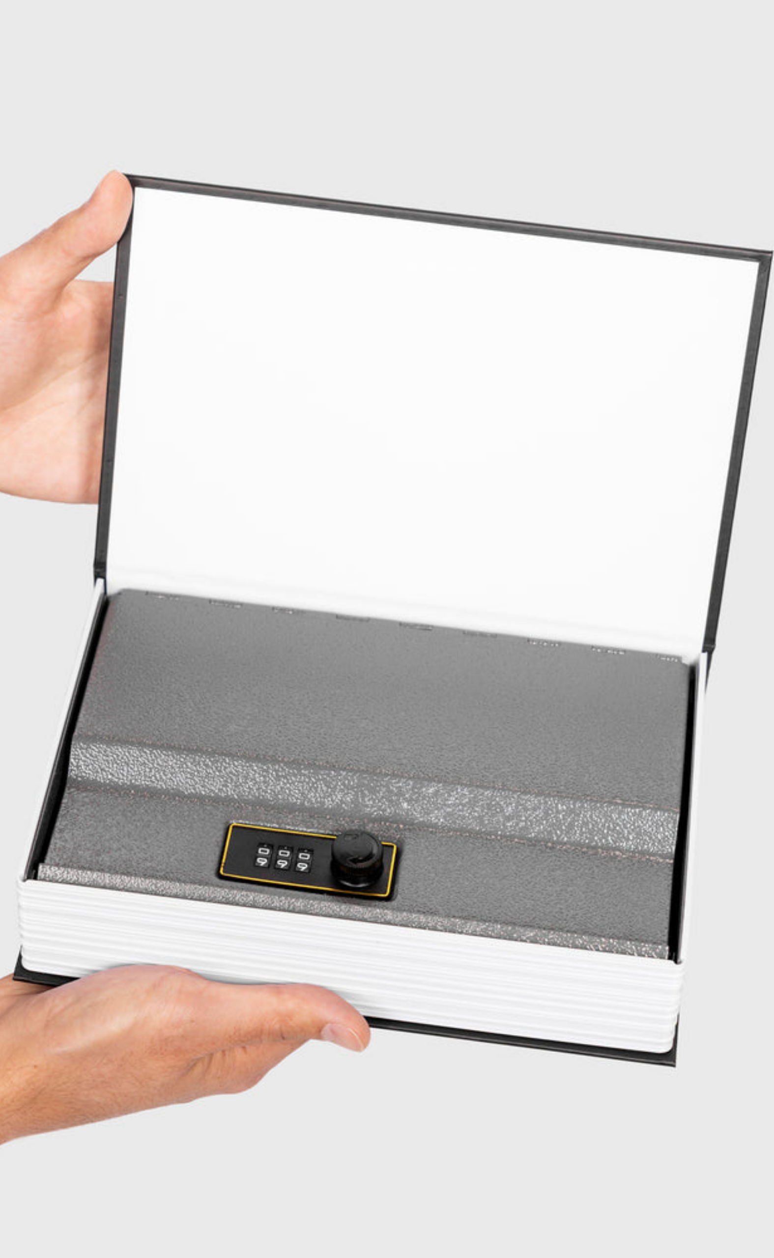SAINT BLACK BOOKSAFE