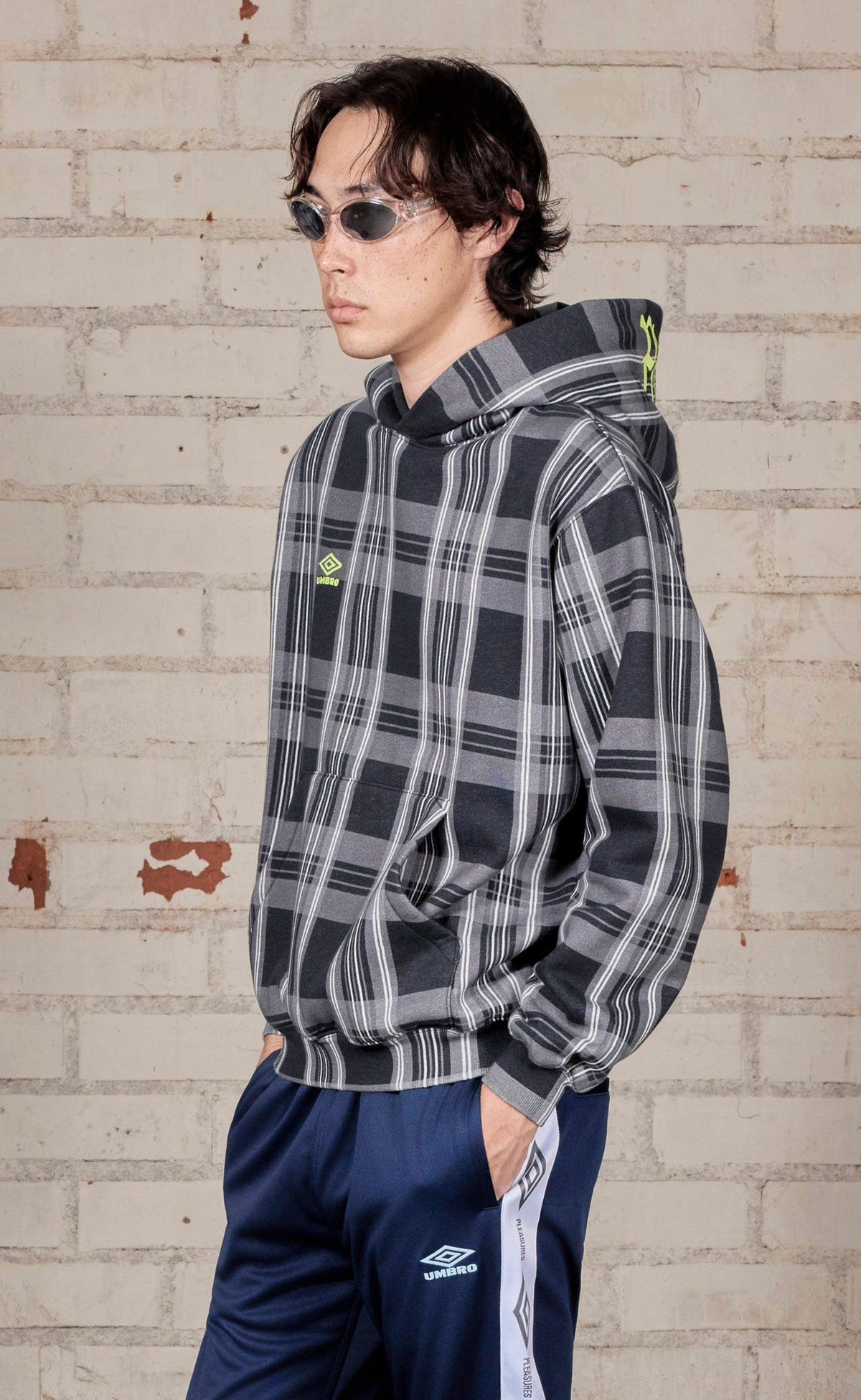 SPINE PLAID BLACK HOODIE