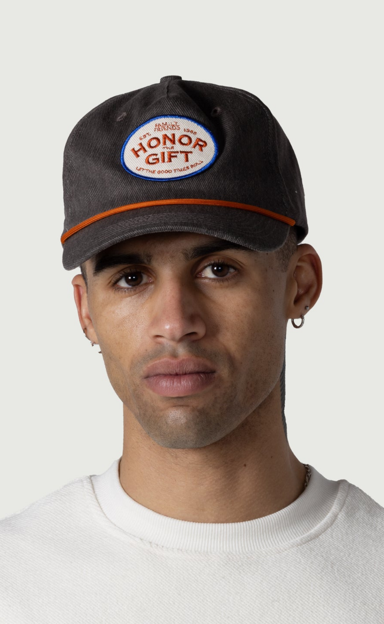 EST 1988 PATCH TRUCKER BLACK HAT