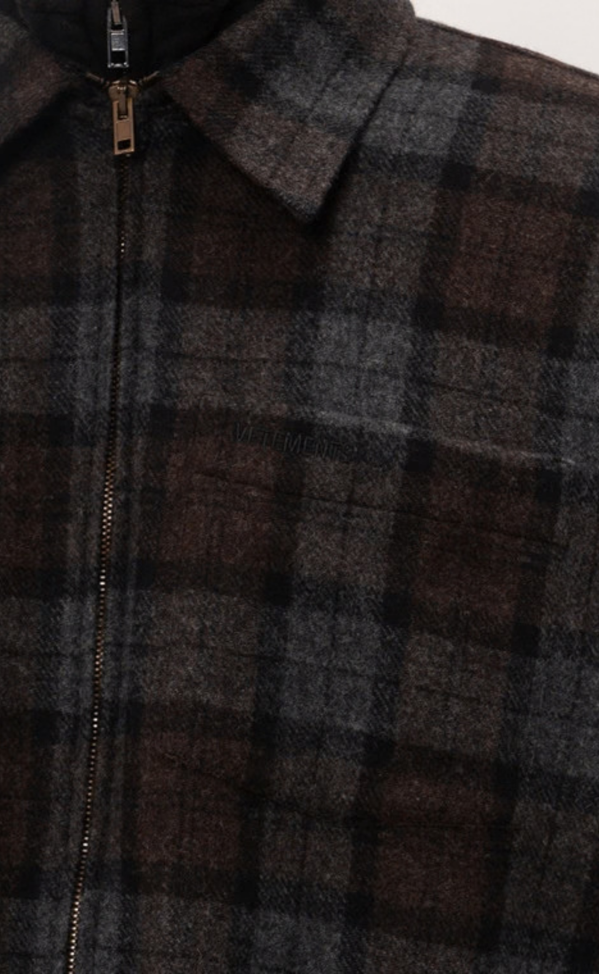 ZIP FLANNEL BLACK SHIRT
