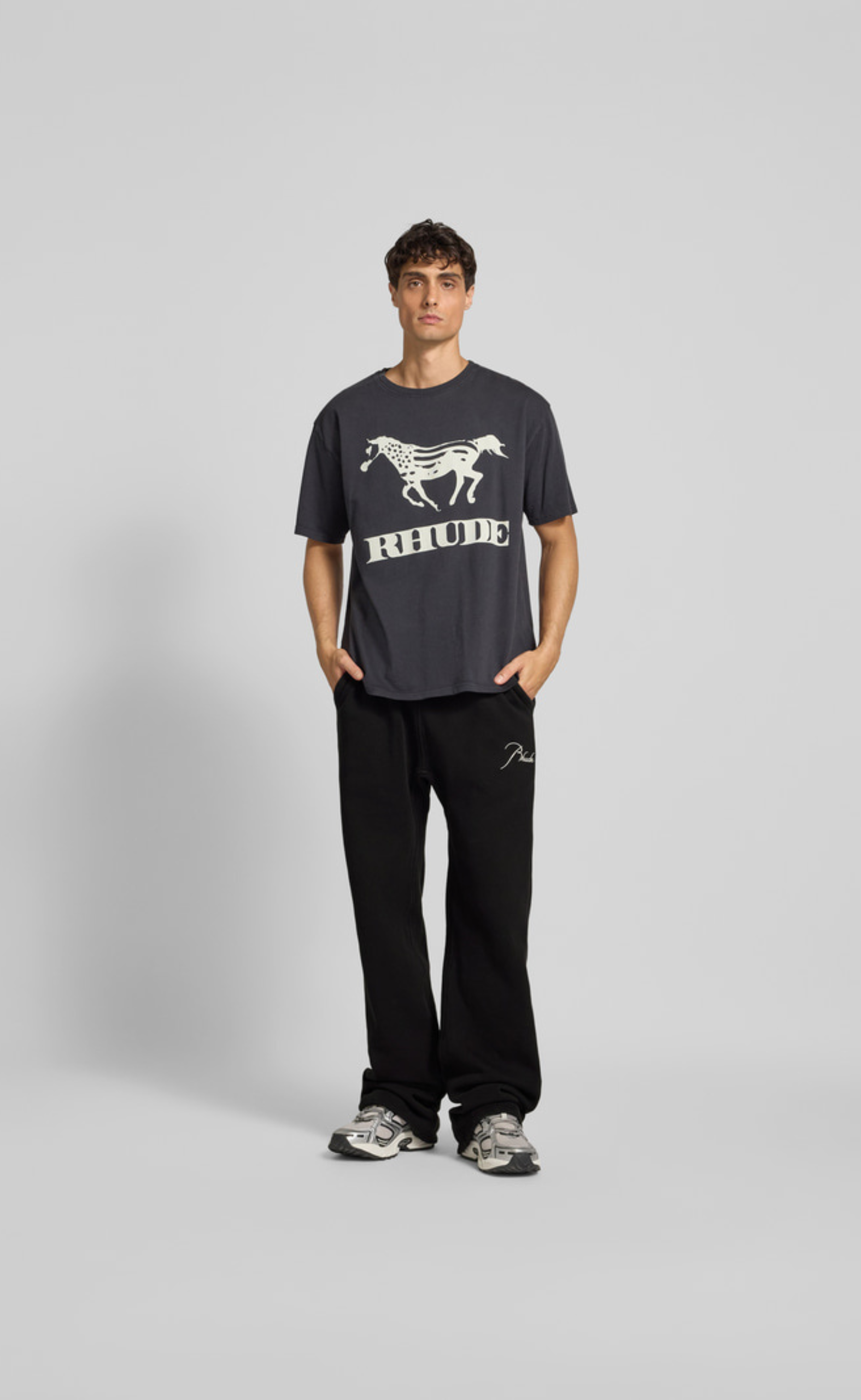 CLASSIQUE BLACK SWEATPANTS