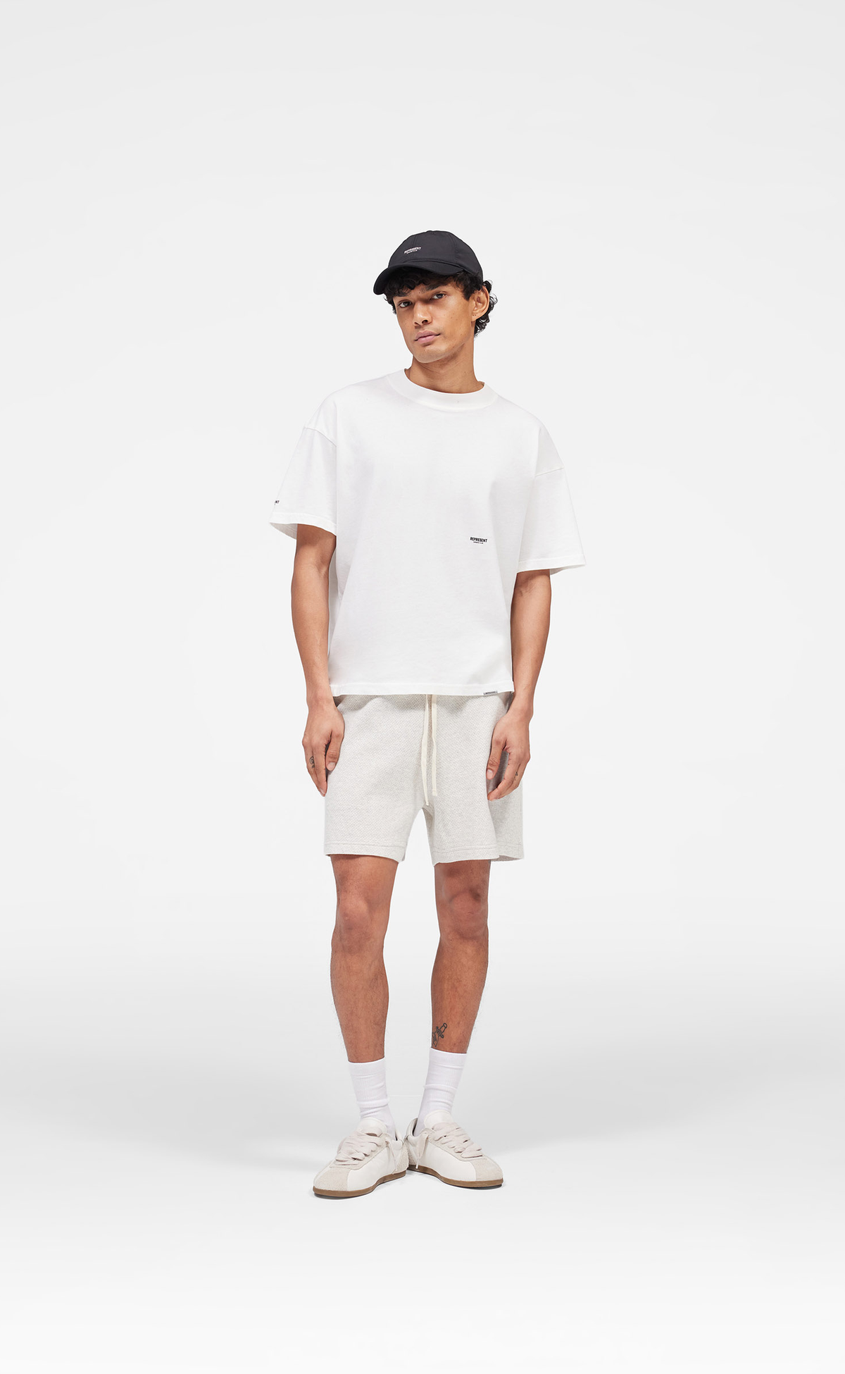 MICRO OWNERS CLUB FLAT WHITE T-SHIRT