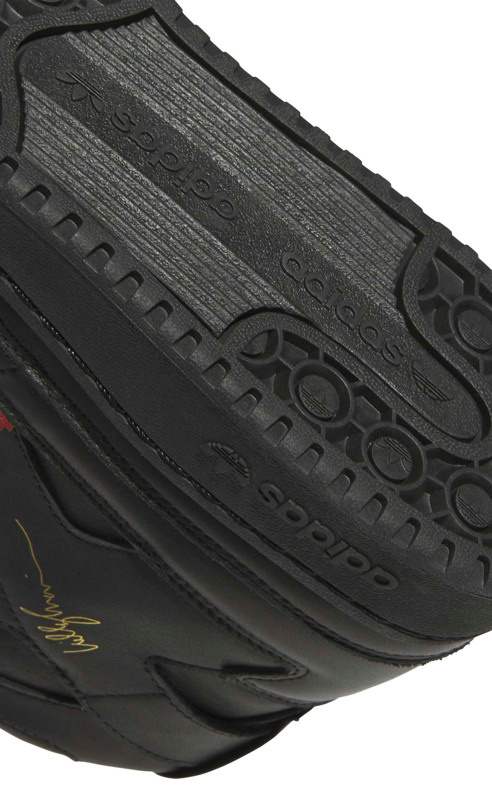 CHAVARRIA FORUM 84 BLACK SNEAKER