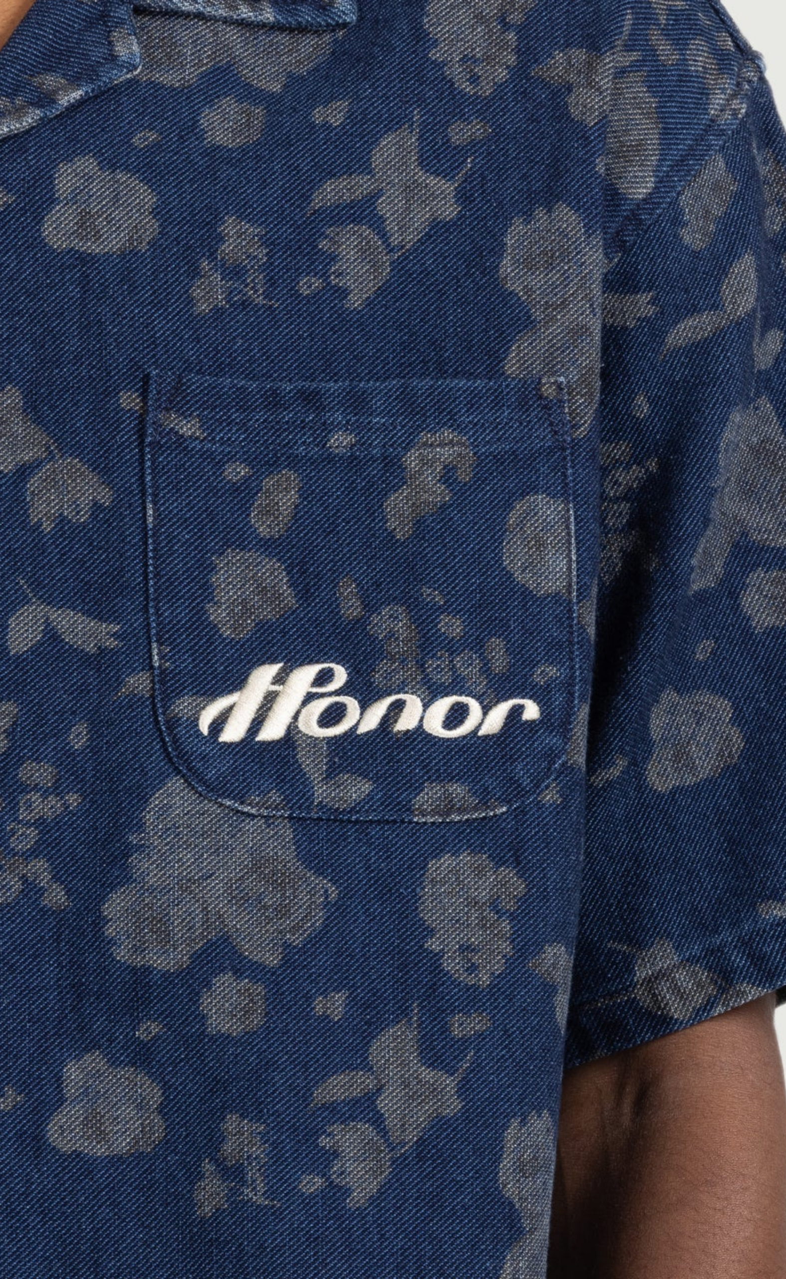 INDIGO FLORAL CAMP BLUE SHIRT