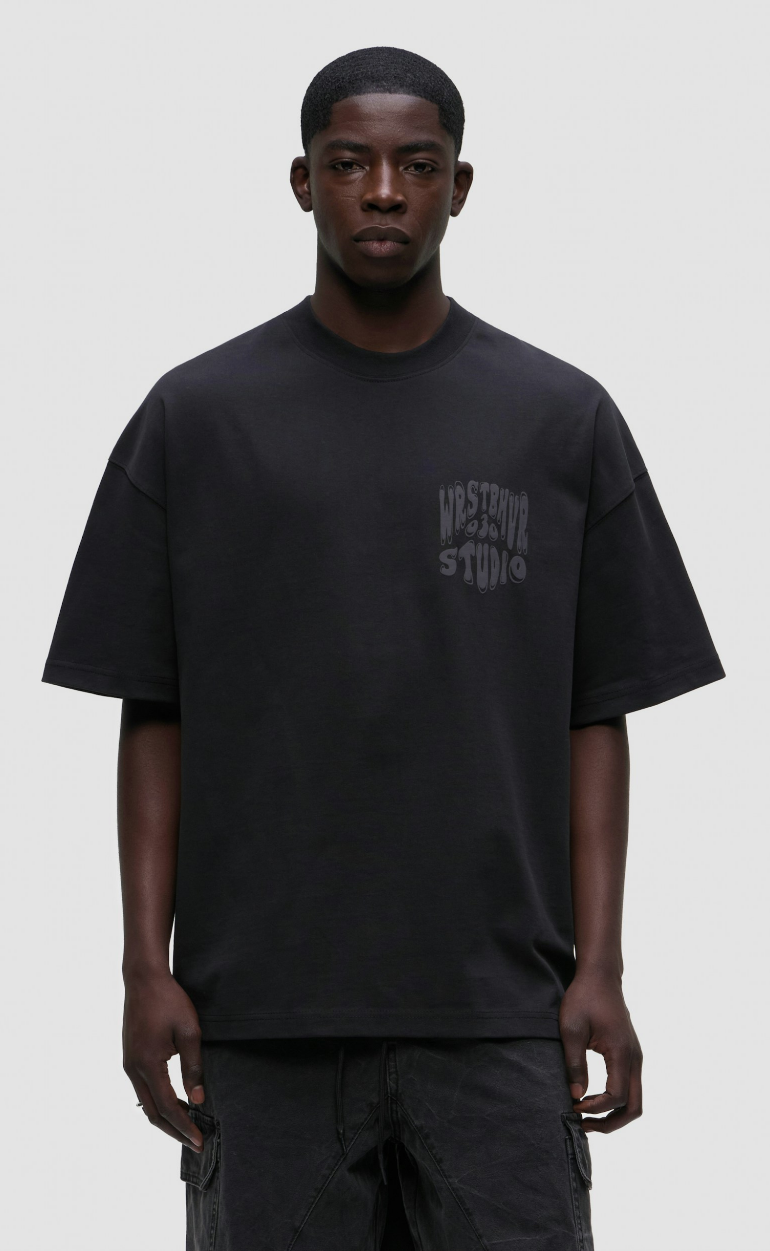 FLYNN V2 JET BLACK T-SHIRT