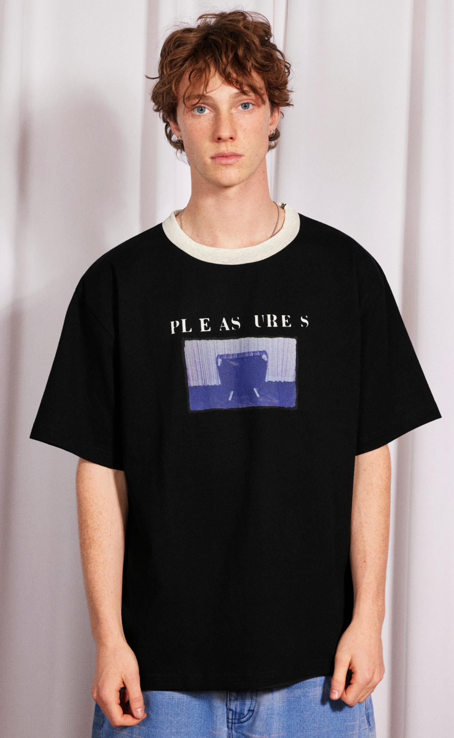 SPEAKING HEAVYWEIGHT BLACK T-SHIRT