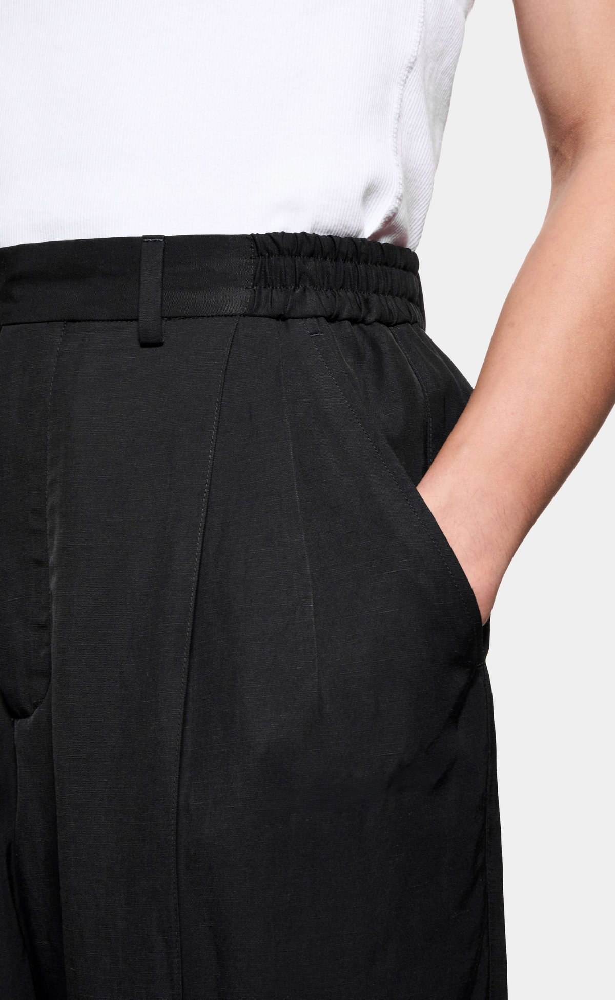PLEATED SUIT BLACK PANTS