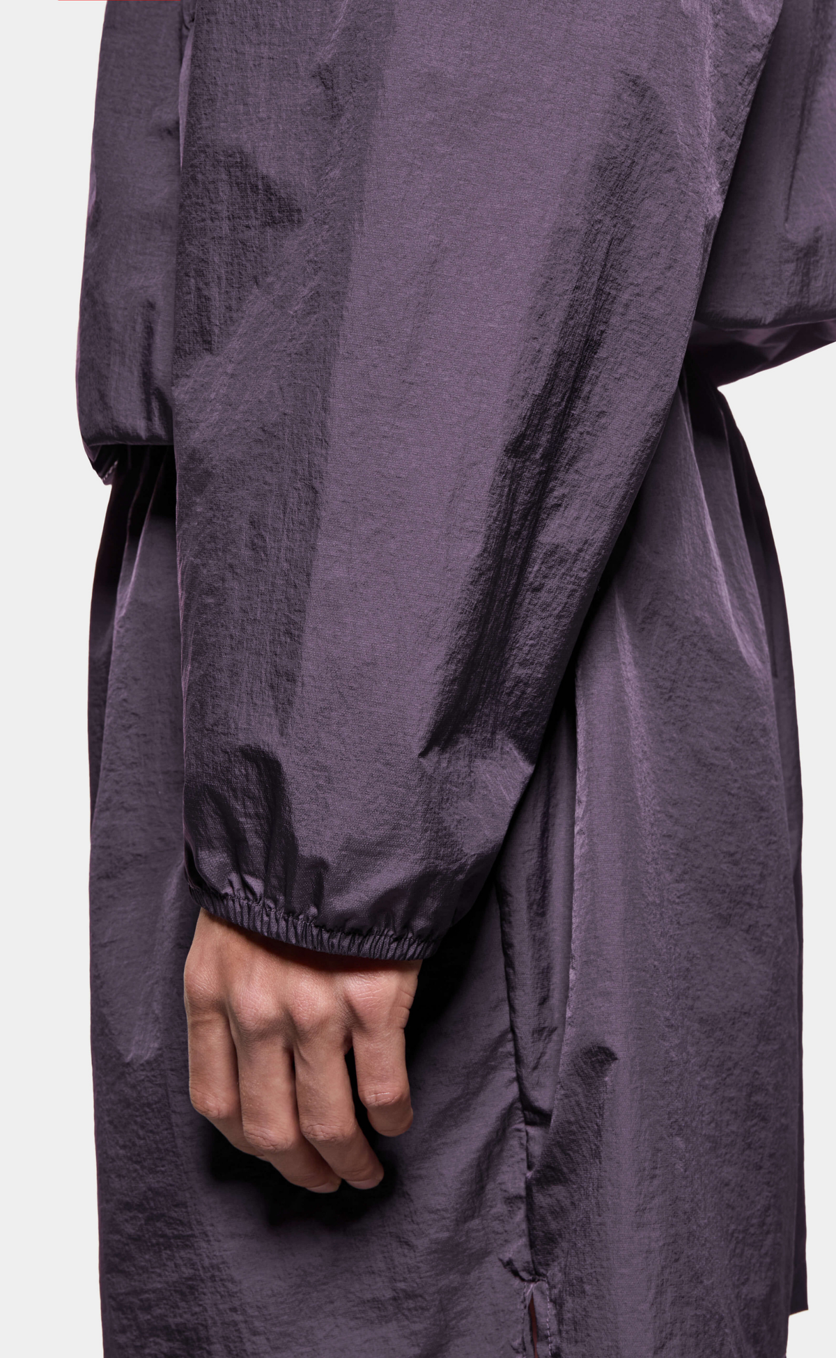 HYPERLIGHT HOODED WIND RAISIN JACKET