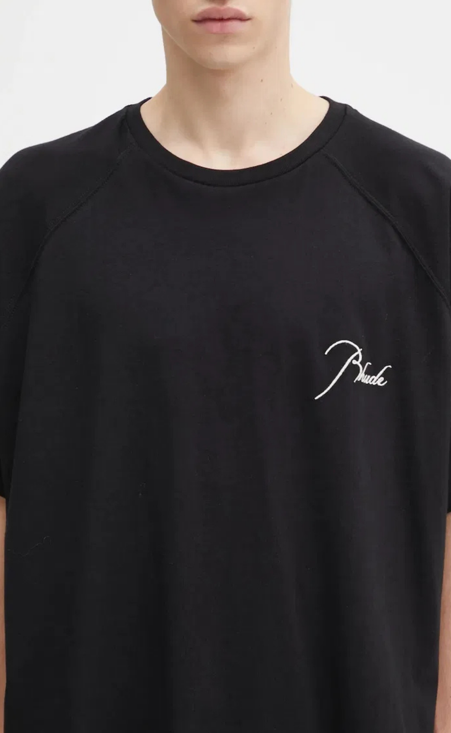 CLASSIQUE RAGLAN BLACK T-SHIRT