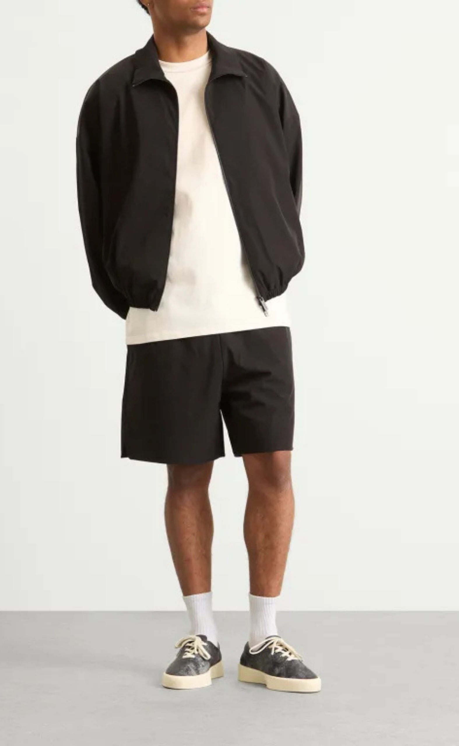 RUNNING BLACK SHORTS
