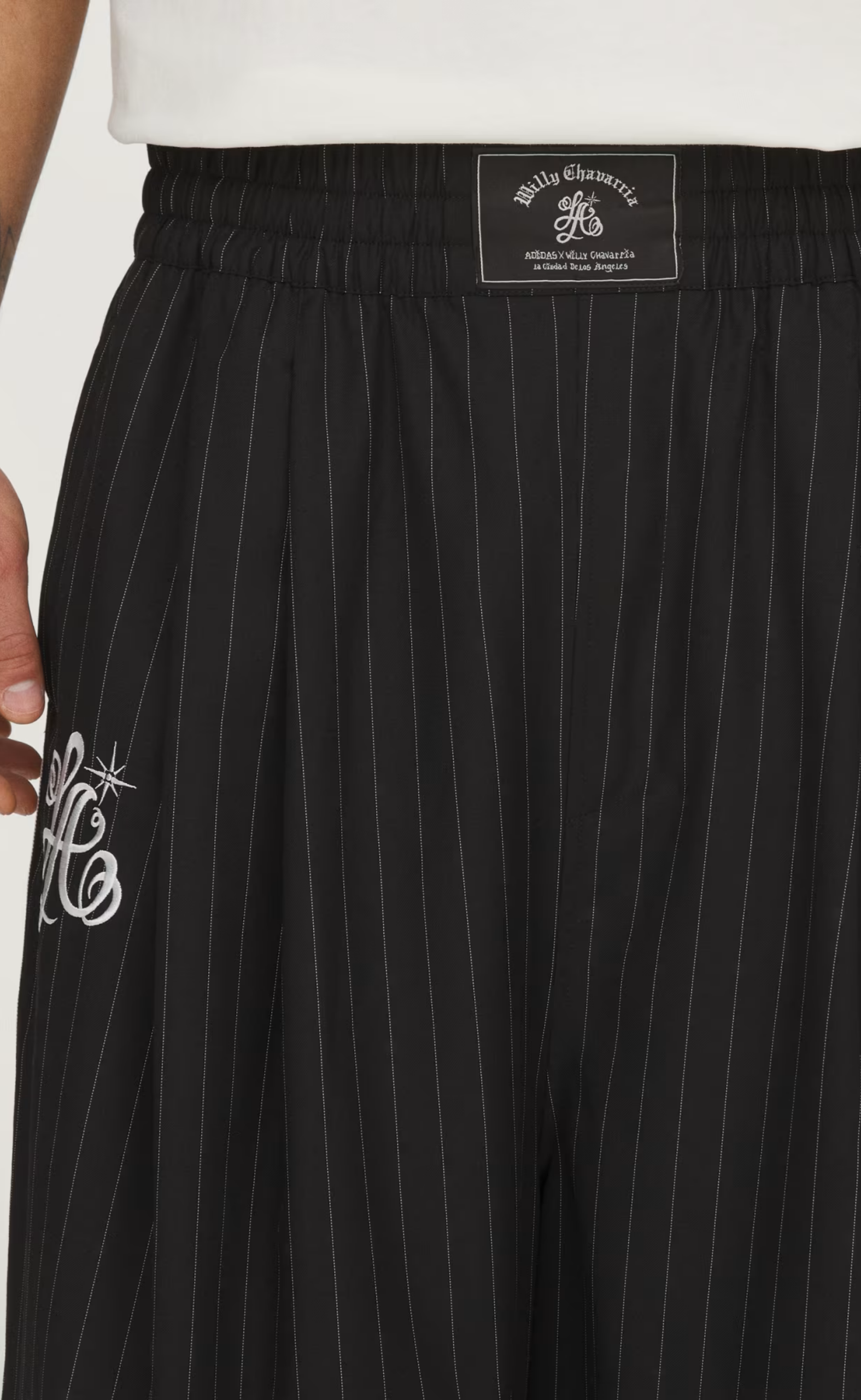 WC PINSTRIPE BLACK LONG SHORTS