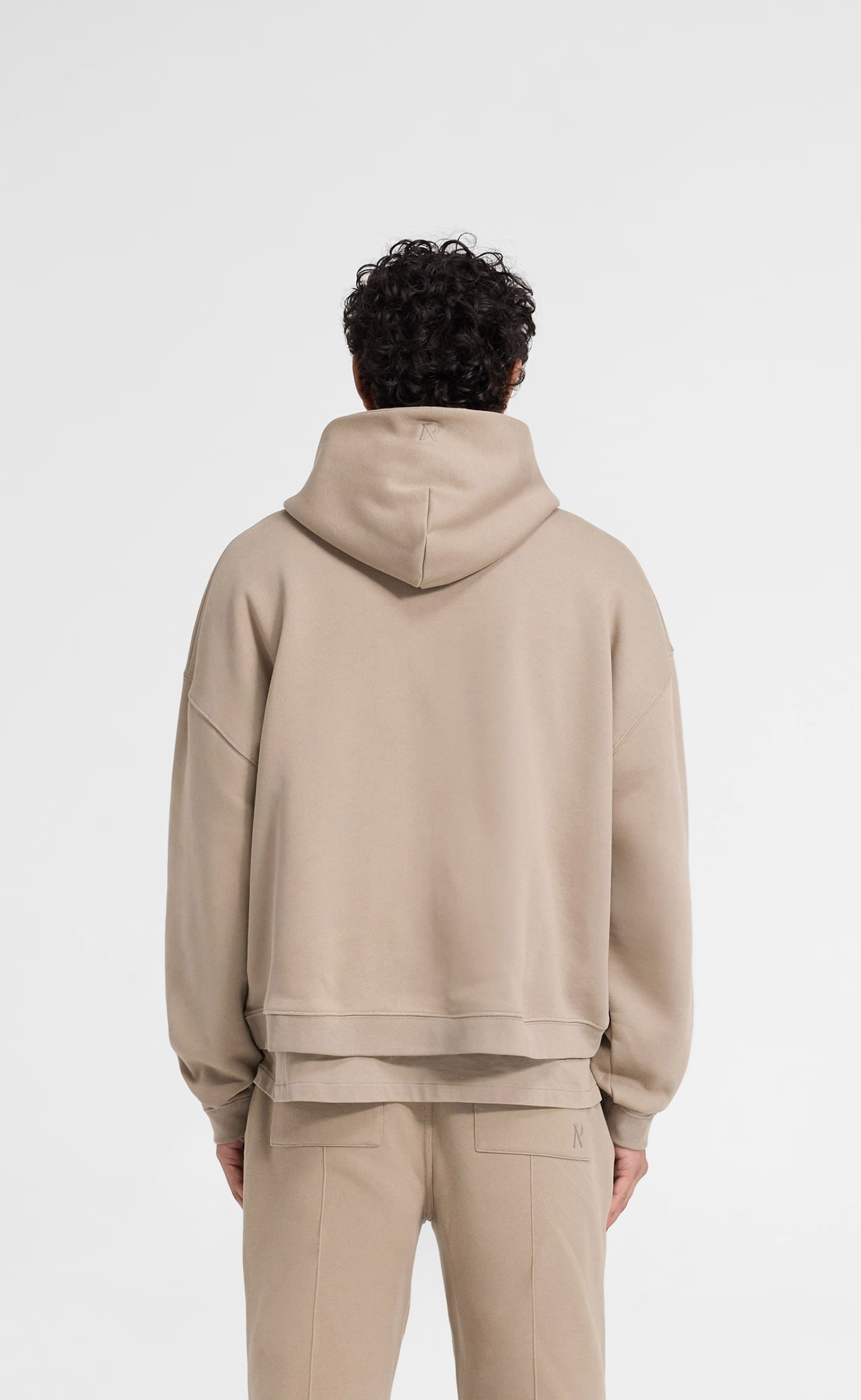 INITIAL BOXY OVERSIZED DUNE HOODIE