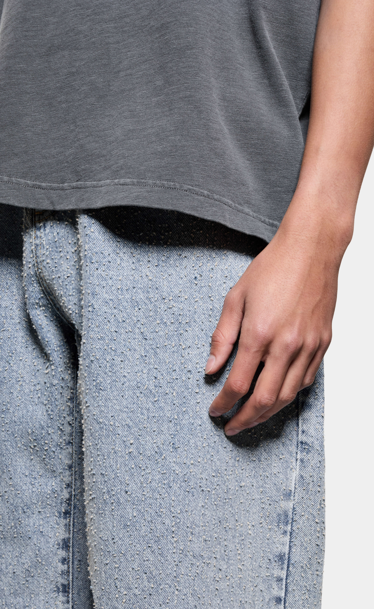 TWISTED WEAVE WIDE LEG BLEACH WASH JEANS