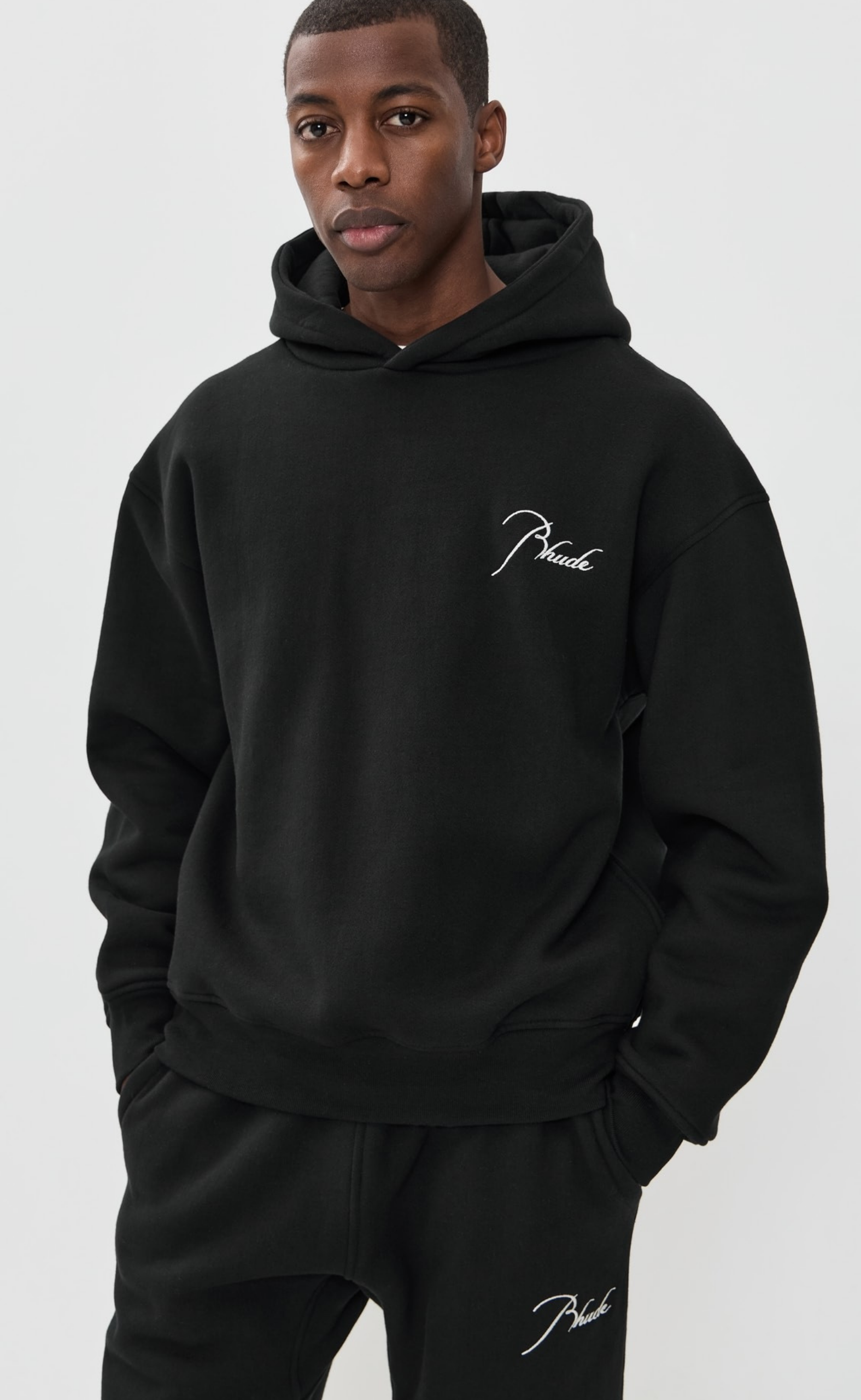CLASSIQUE SIDE ZIP PULLOVER BLACK HOODIE