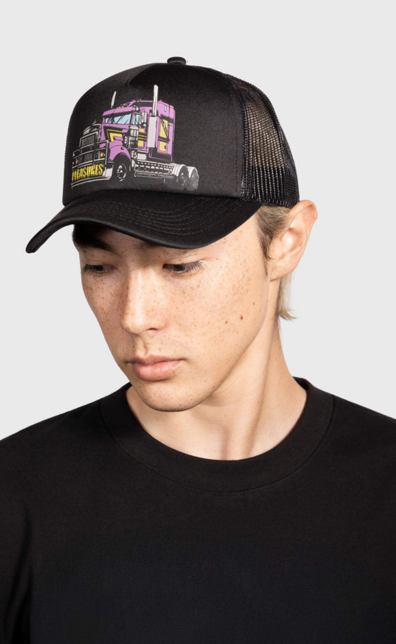 SEMI BLACK HAT